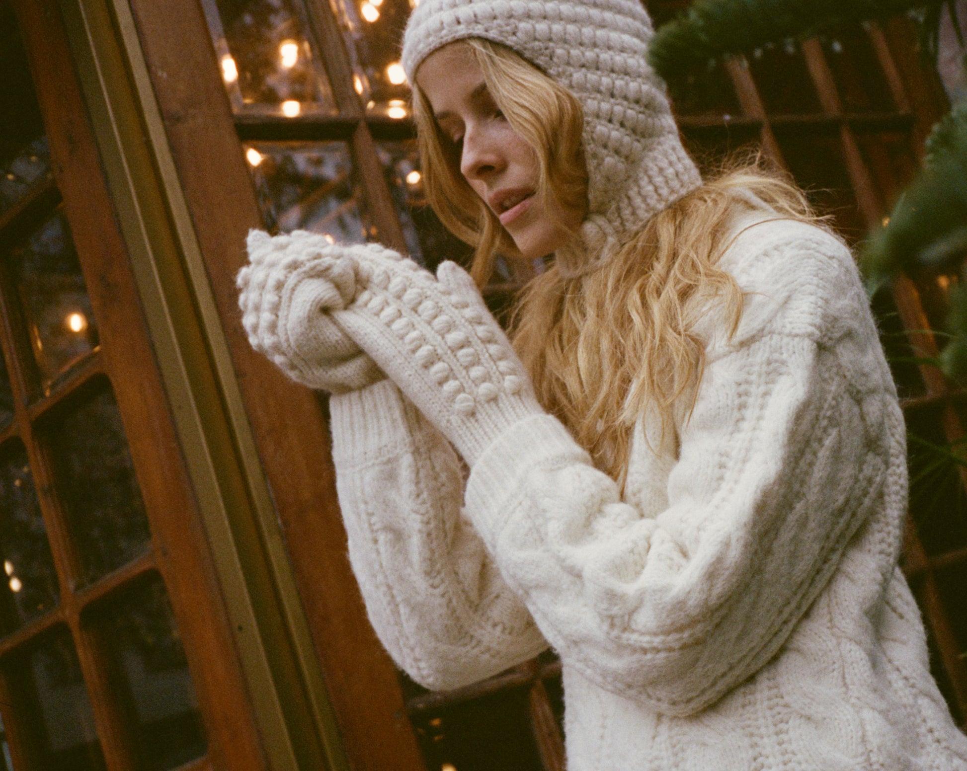 VERBIER MITTENS -- IVORY Product Image