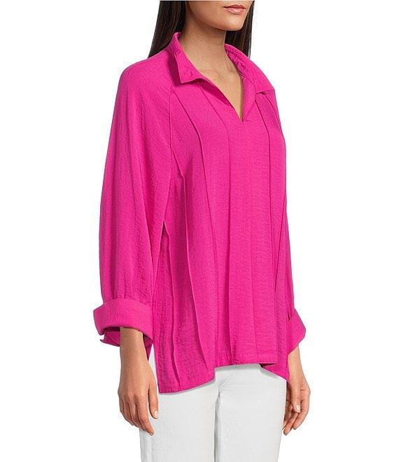 John Mark Wire Collar Split V-Neck 3/4 Sleeve Pintuck Detail Top Product Image