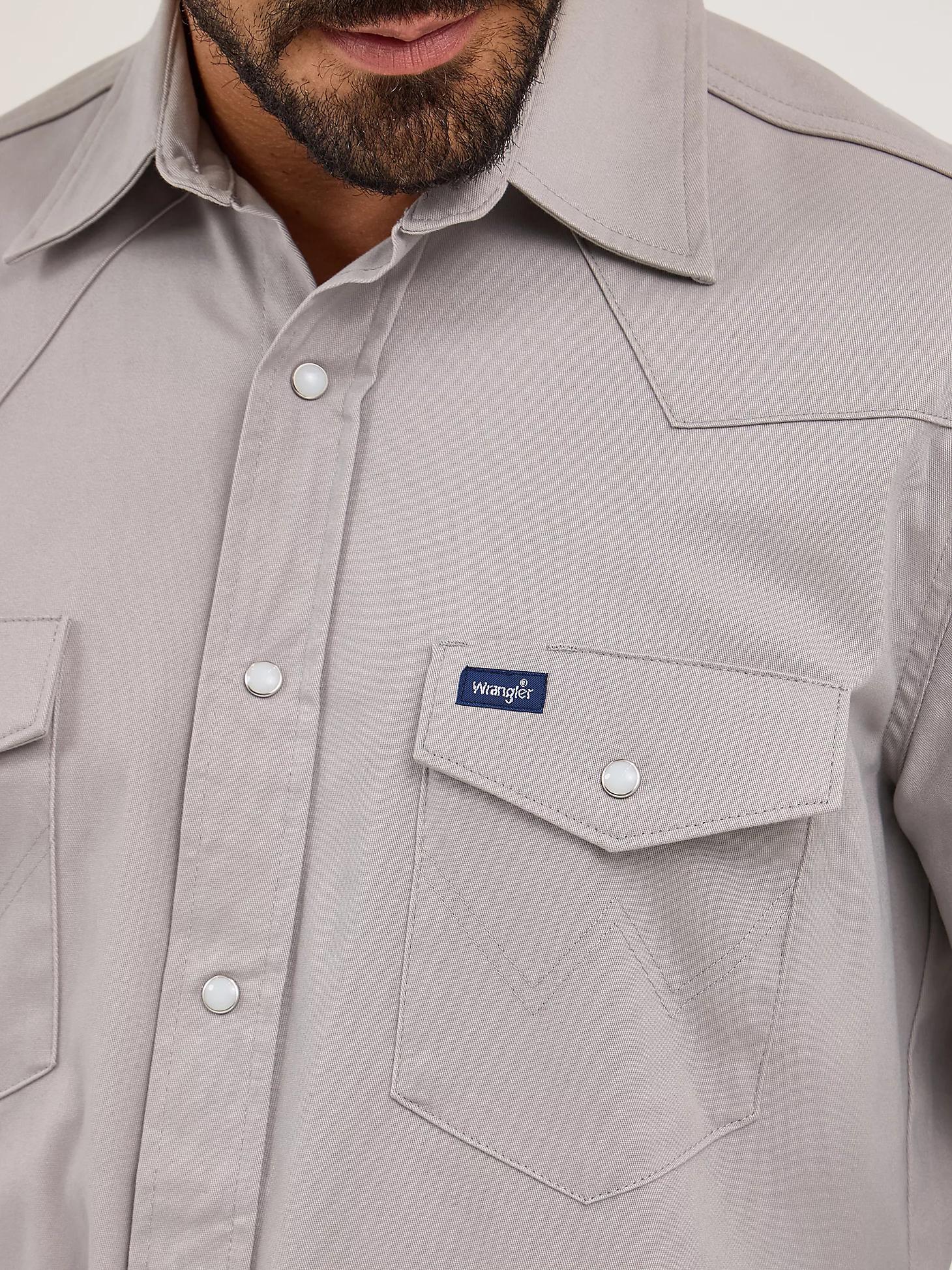 Premium Performance Advanced Comfort Cowboy Cut® Long Sleeve Spread Collar Solid Shirt | Men's SHIRTS | Wrangler® Product Image