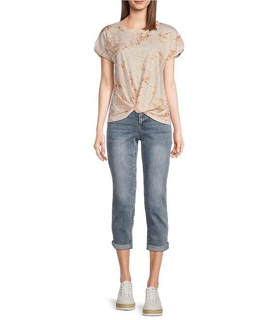 Democracy Petite Size Printed Scoop Neck Short Sleeve Twist Front Hem Knit Top Product Image