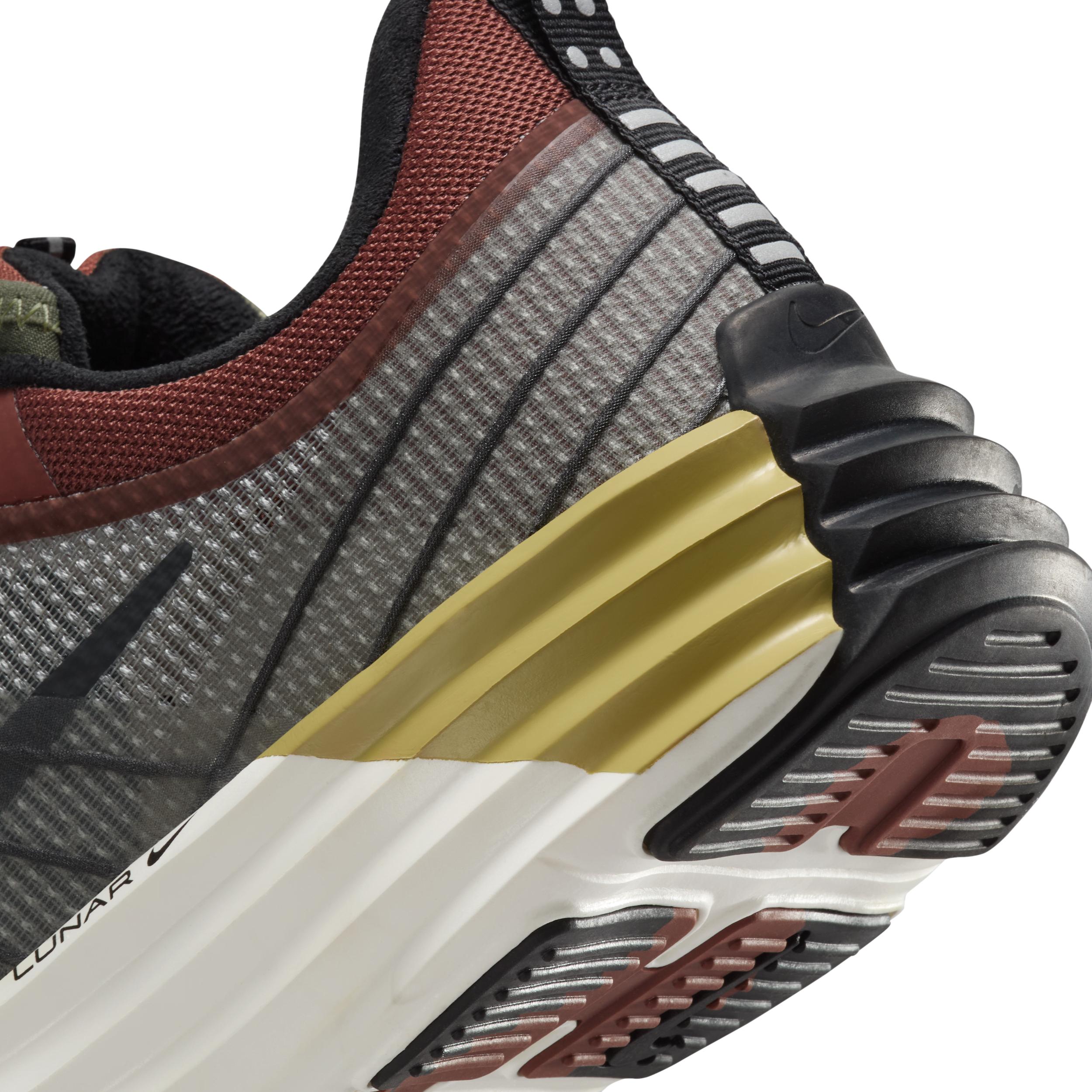 Mens Nike Lunar Roam Premium Casual Shoes Product Image