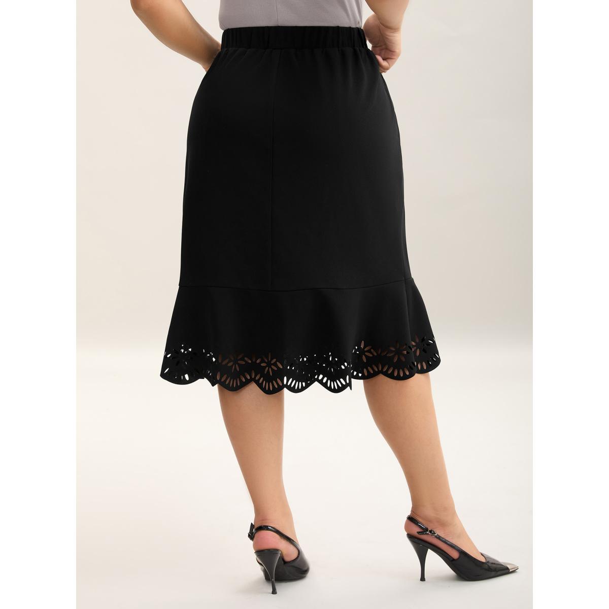 Plus Size Laser Cut Scalloped Fishtail Maxi Skirt Women Black Elegant Laser Bodycon Medium stretch Slanted pocket Everyday-Elegant Skirts BloomChic 14-16/1X Product Image