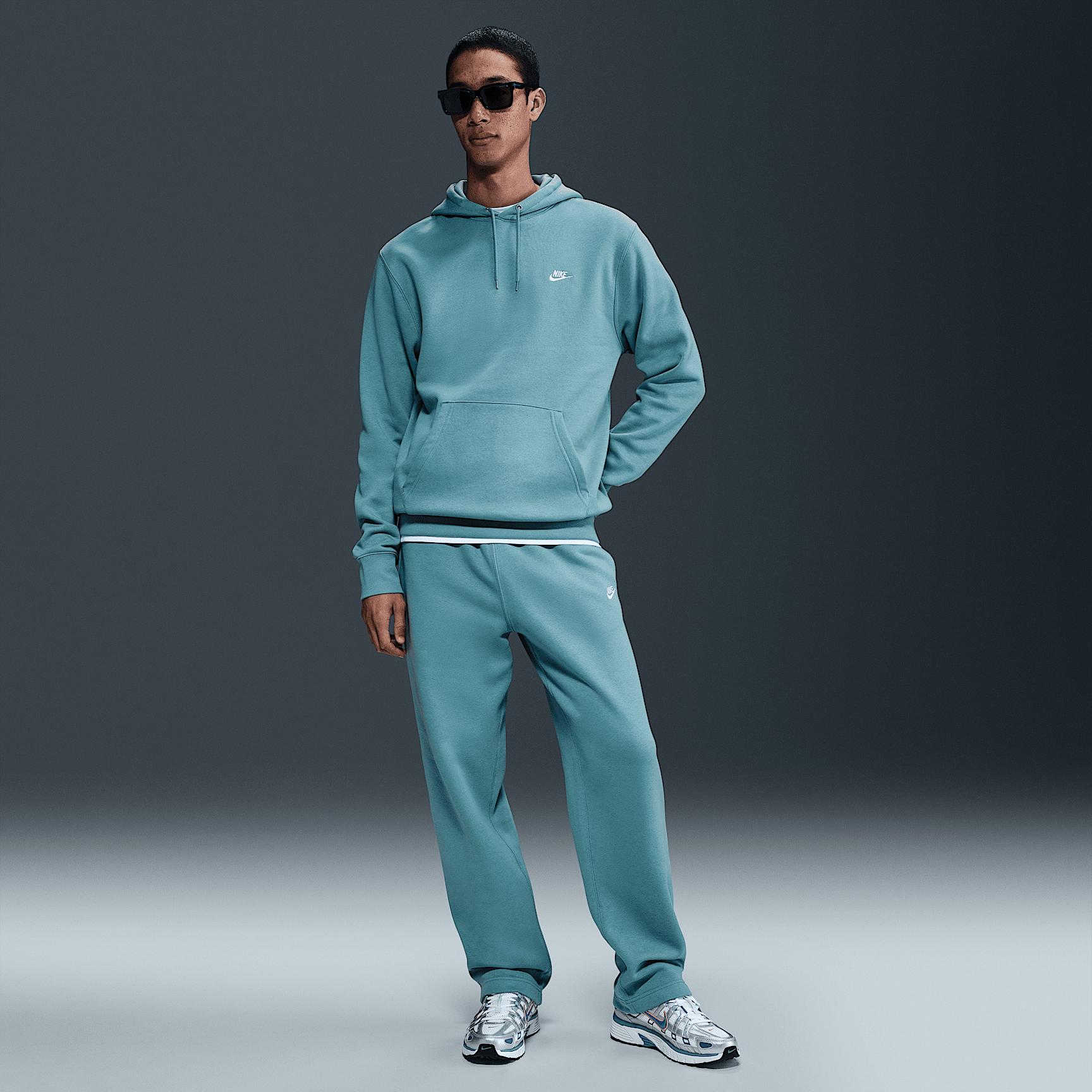 Nike Men's Club Pullover Fleece Hoodie Product Image