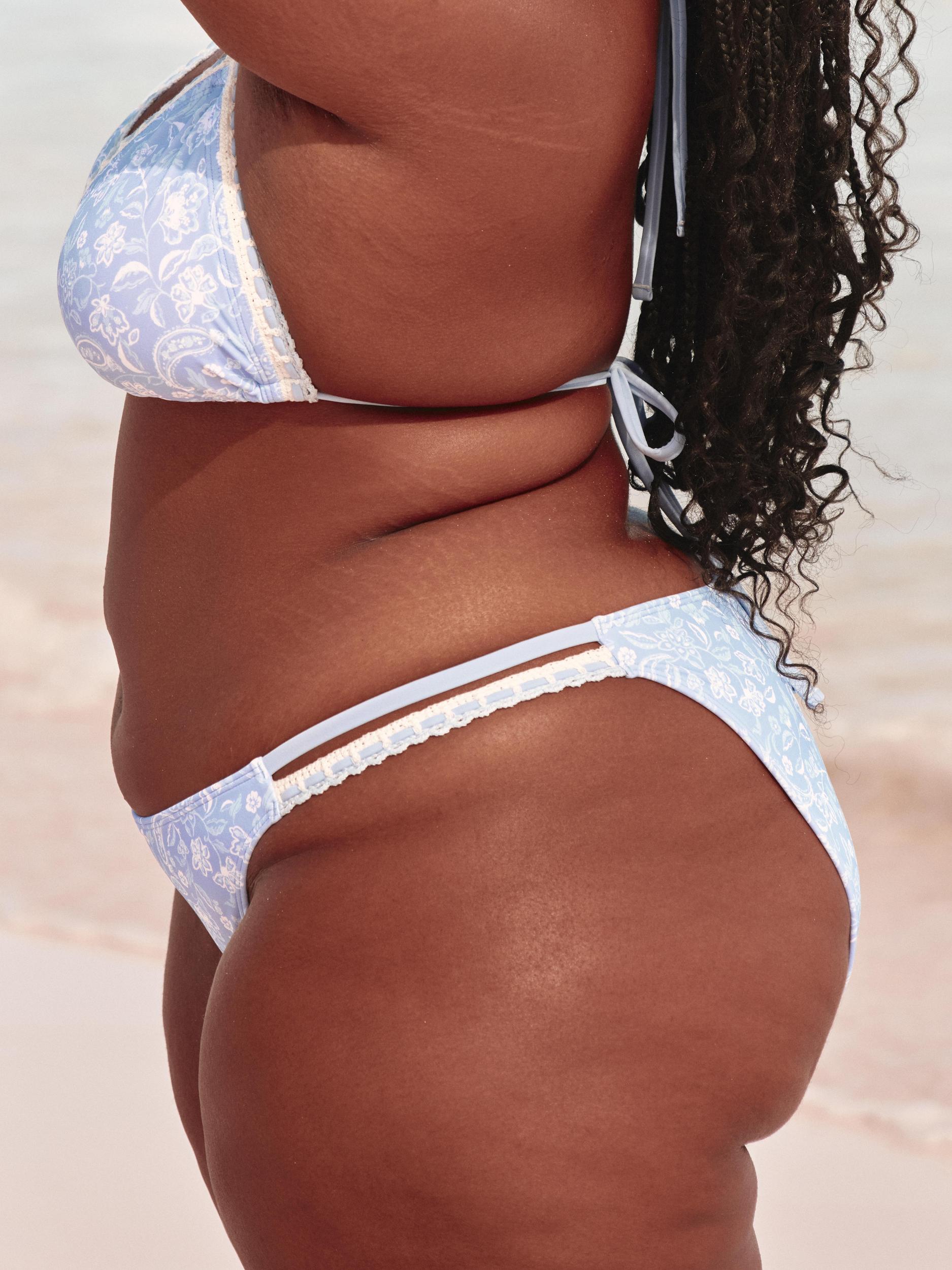 Crochet-Style Mixed High-Leg Cheeky Bikini Bottom Product Image