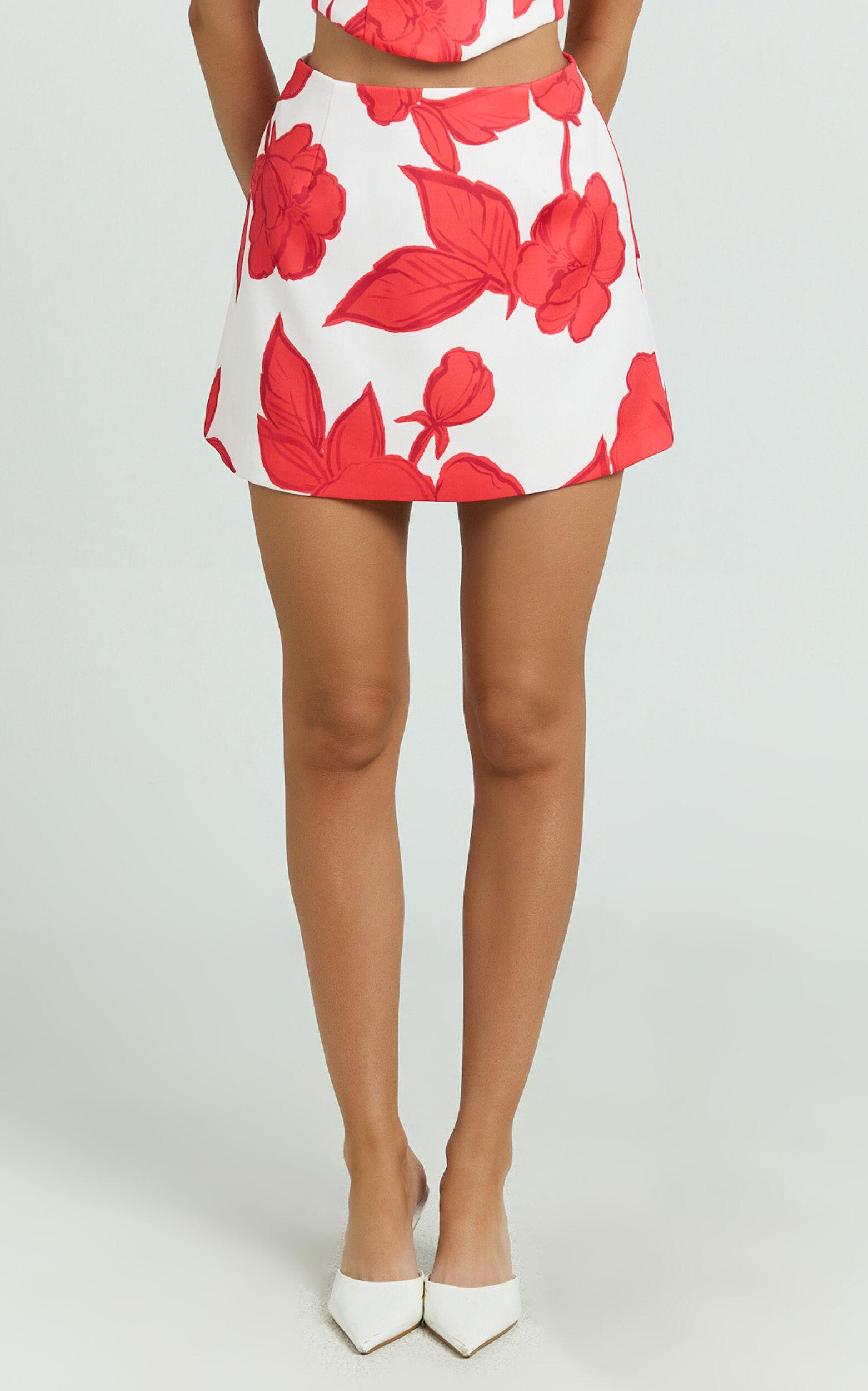 Darcy Mini Skirt - Structured Printed Tulip Skirt in Bouquet Di Fiori Product Image