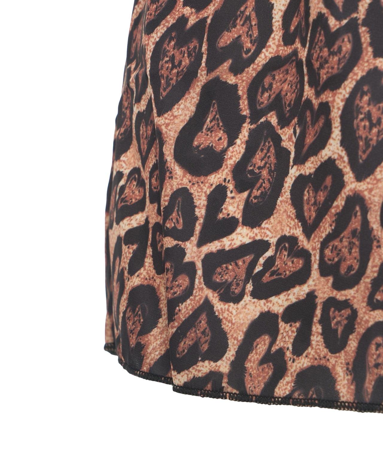 Satin shorts with animal print Product Image