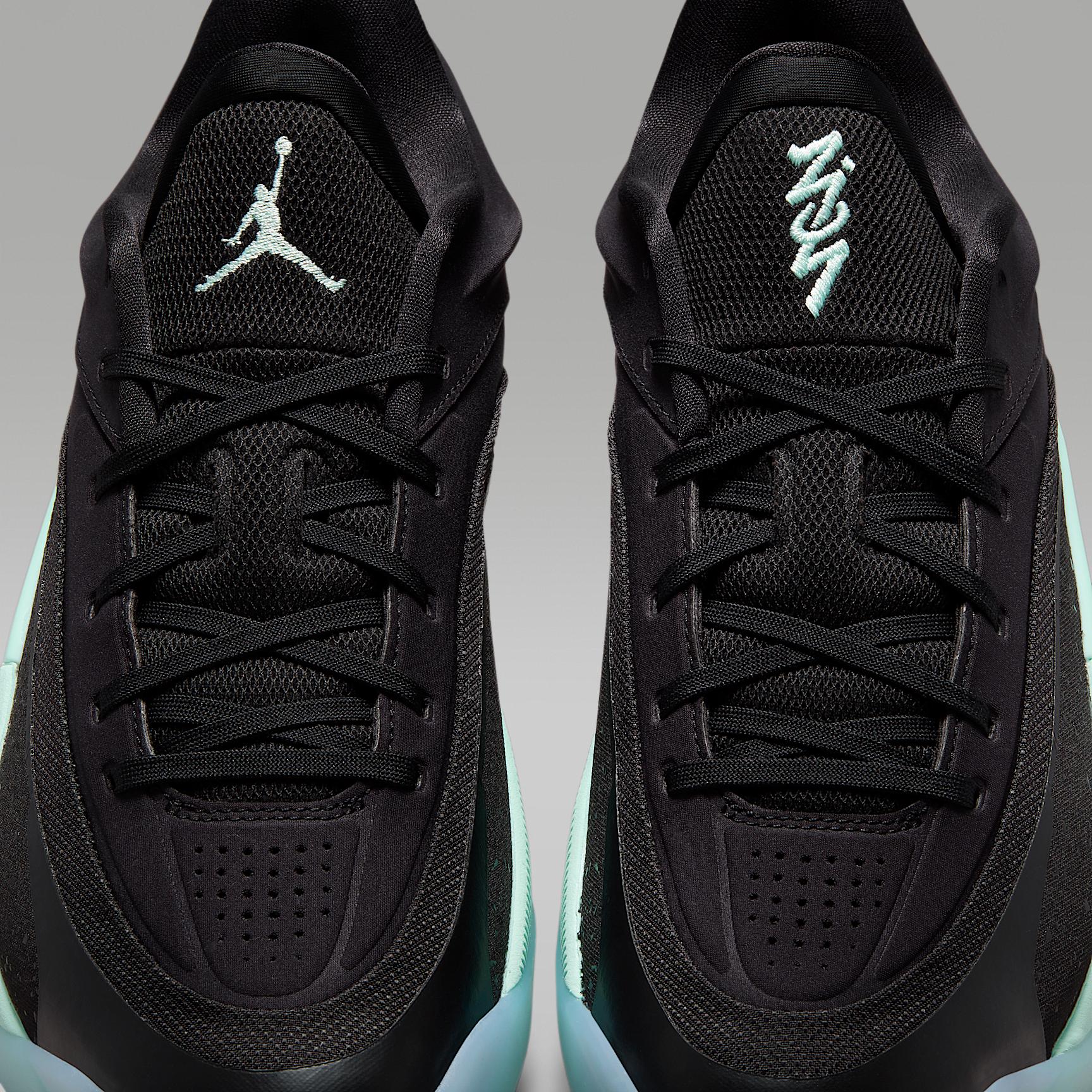 Nike Mens Zion 4 Basketball Shoes | FB1802-800 Product Image