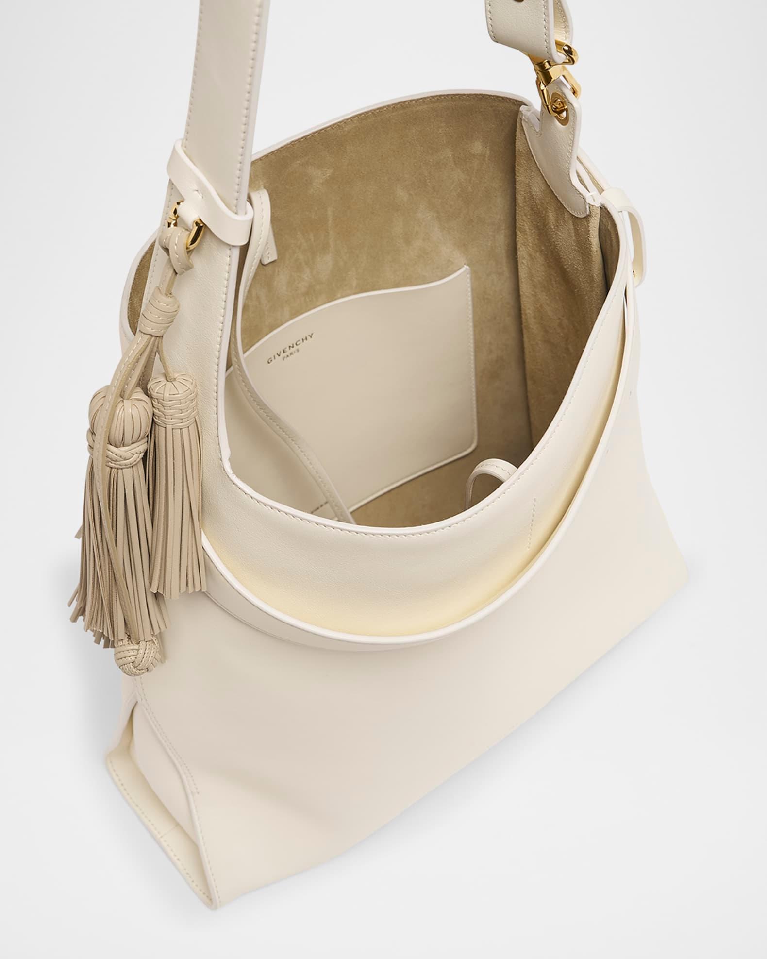Day Medium Hobo Bag in Smooth Leather Product Image