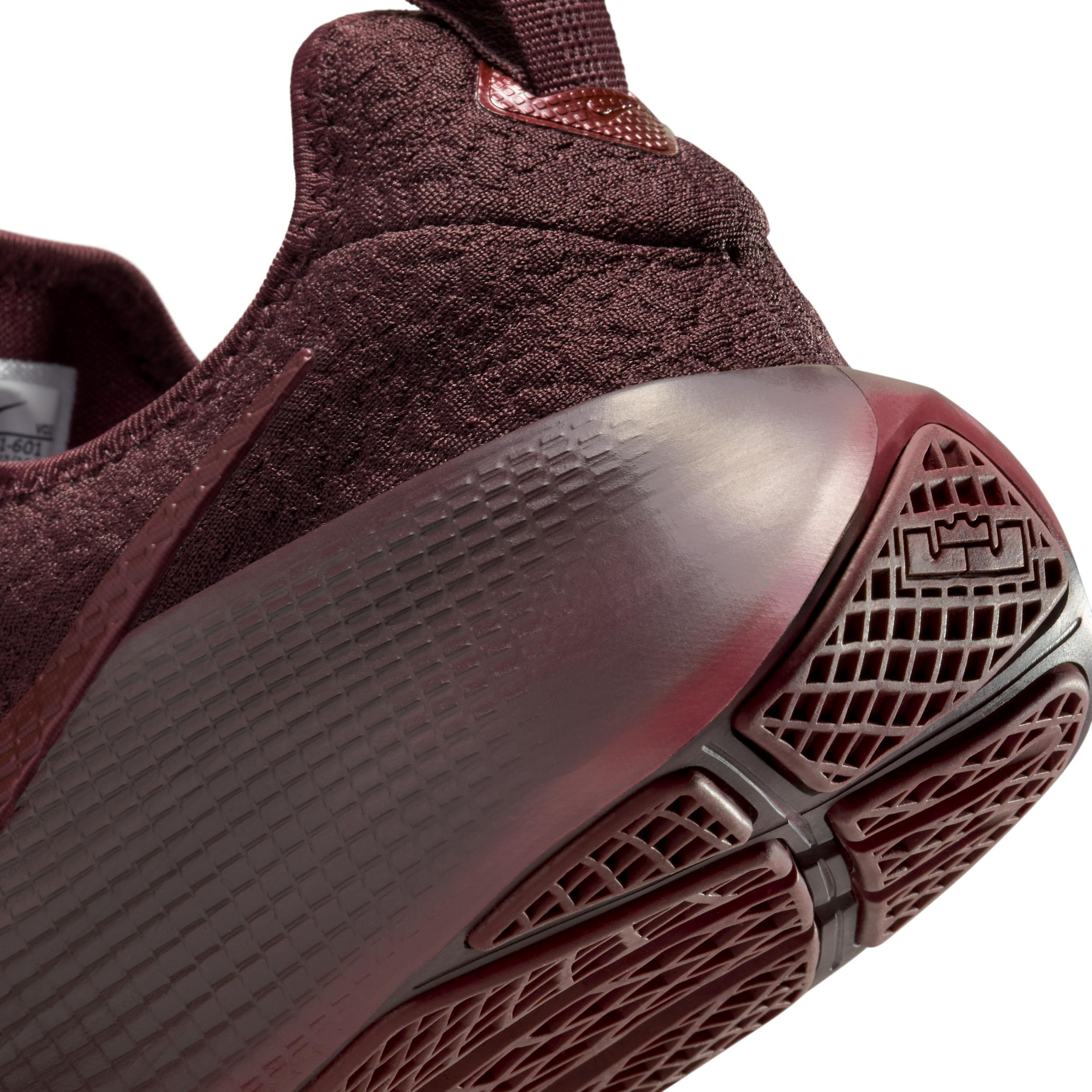 Nike Men's LeBron TR 1 Workout Shoes Product Image