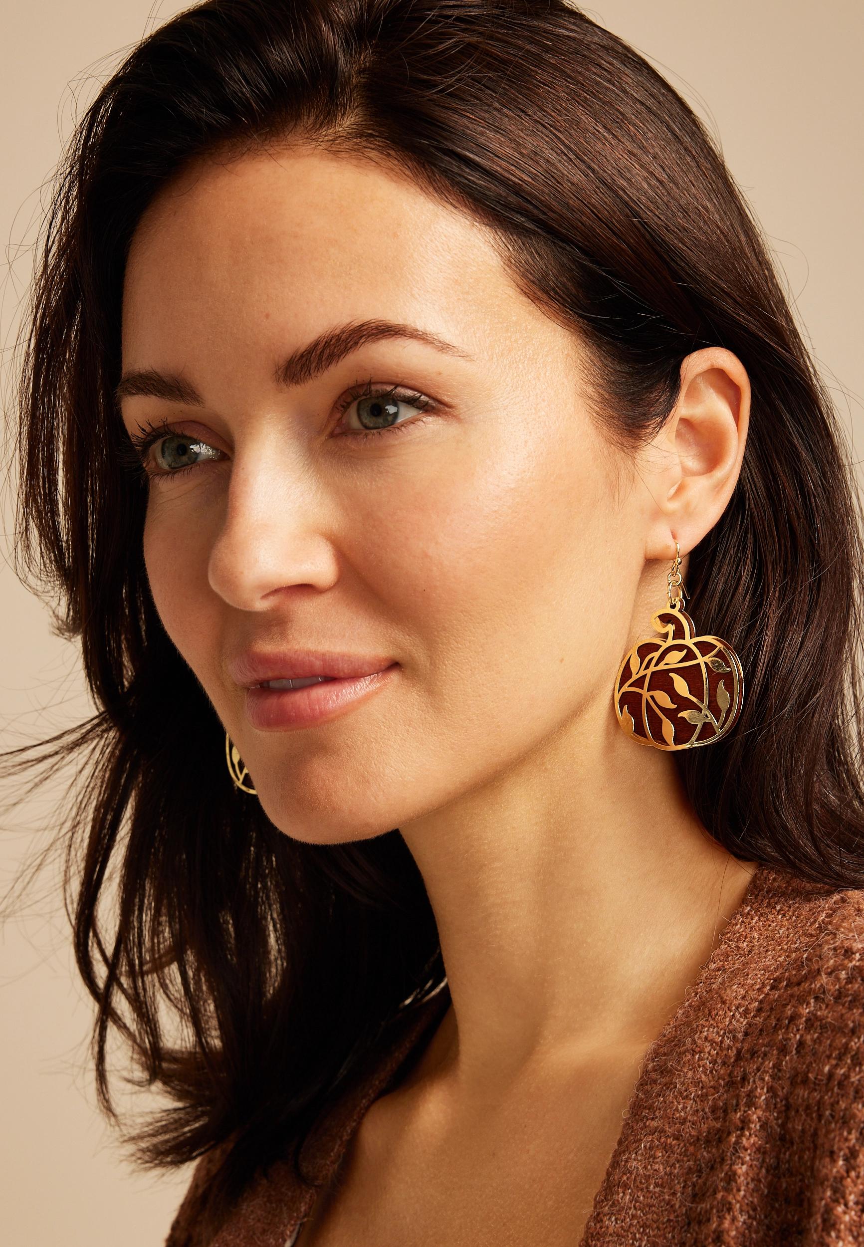 Support Your Local Pumpkin Patch Classic Fit Graphic Tee Product Image