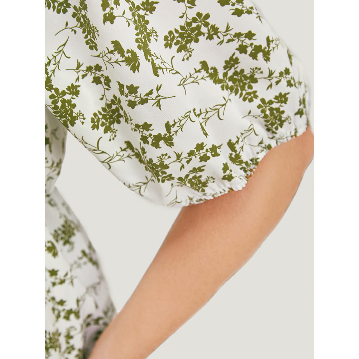 Plus Size Ivory Ditsy Floral Puff Sleeve Ruched Drawstring Blouse Women Elegant Half Sleeve Round Neck Dailywear Blouses BloomChic 12/L Product Image