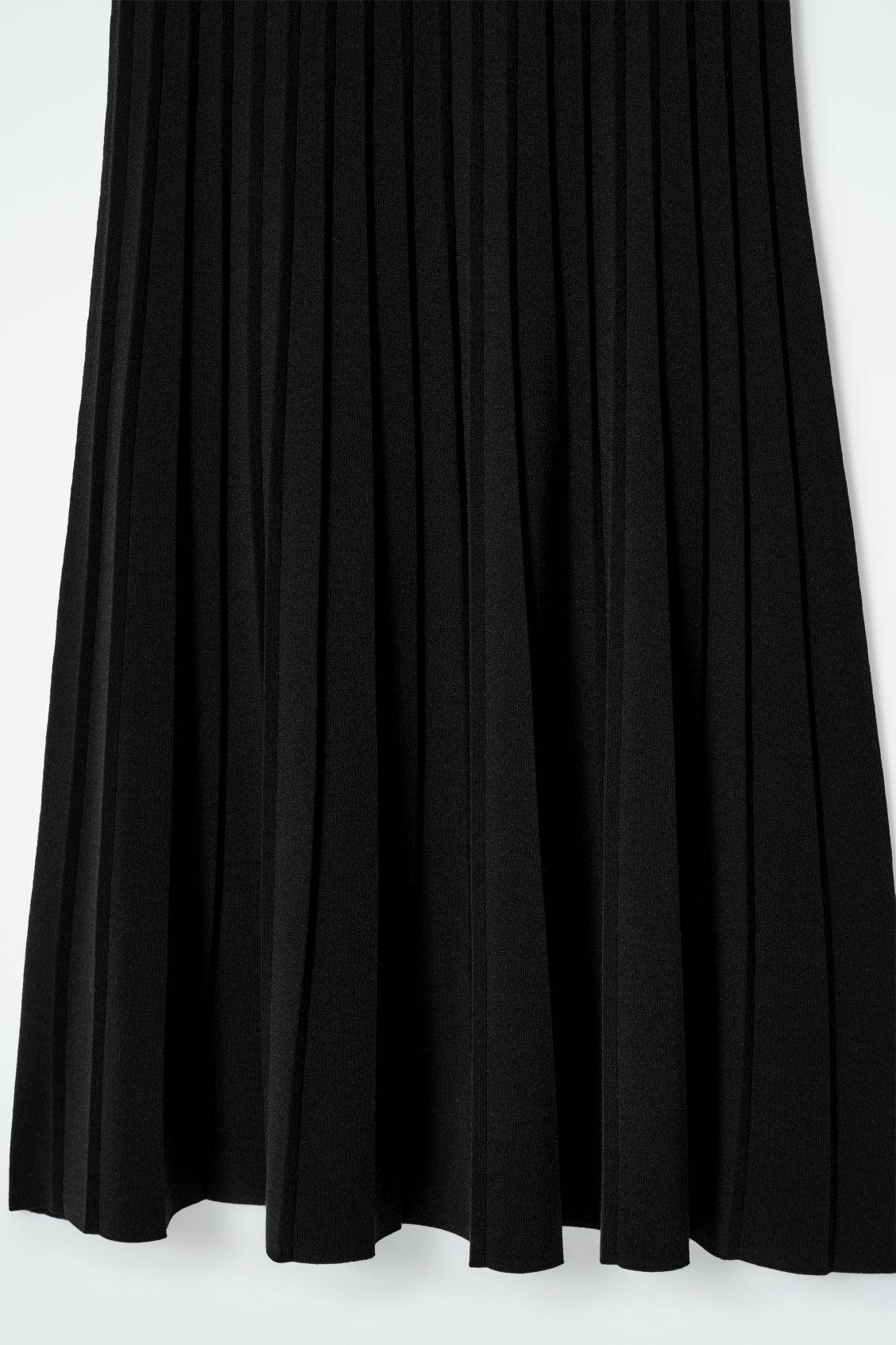 KNITTED PLEATED MAXI DRESS Product Image