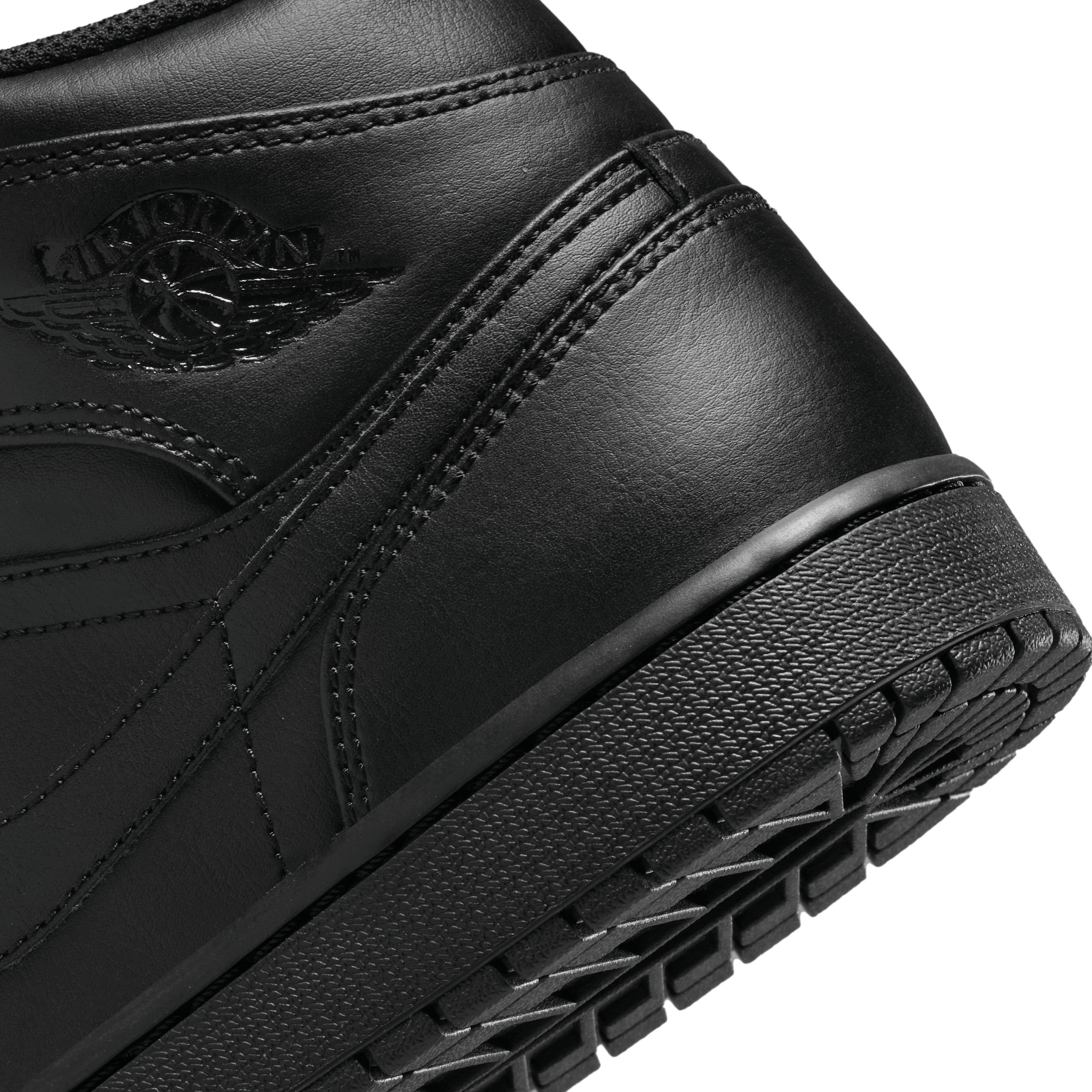 Men's Air Jordan 1 Mid Shoes Product Image