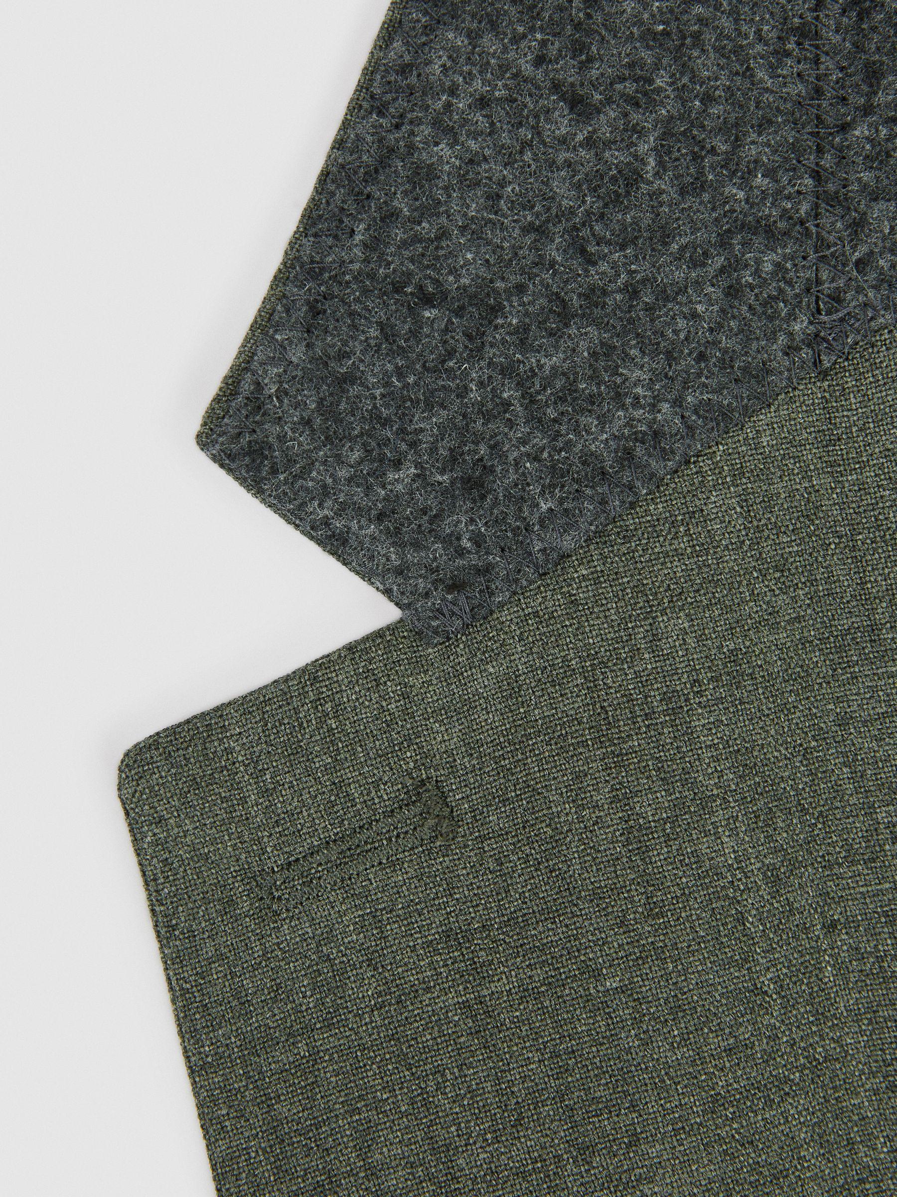 Single Breasted Slim Fit Wool Blazer in Green Product Image