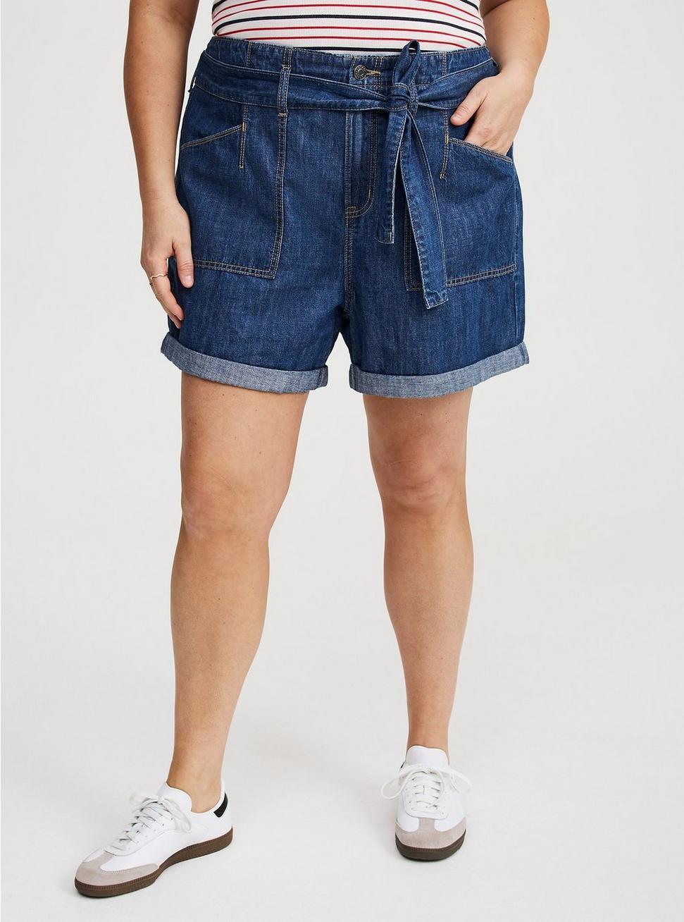 Baggy High-Rise Tie-Belt Short Product Image