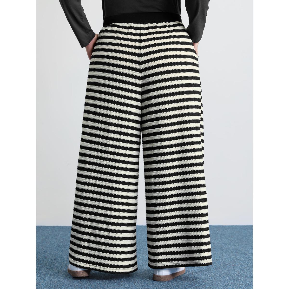 Plus Size Stripe Drawstring Waist Straight-Leg Pants Women Black Leisure Loose Mid Rise Casual Pants BloomChic 18-20/2X Product Image