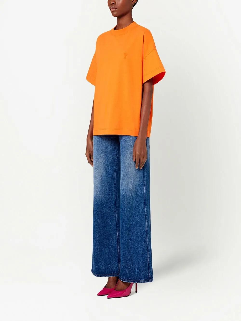 Ami de Coeur T-shirt Product Image