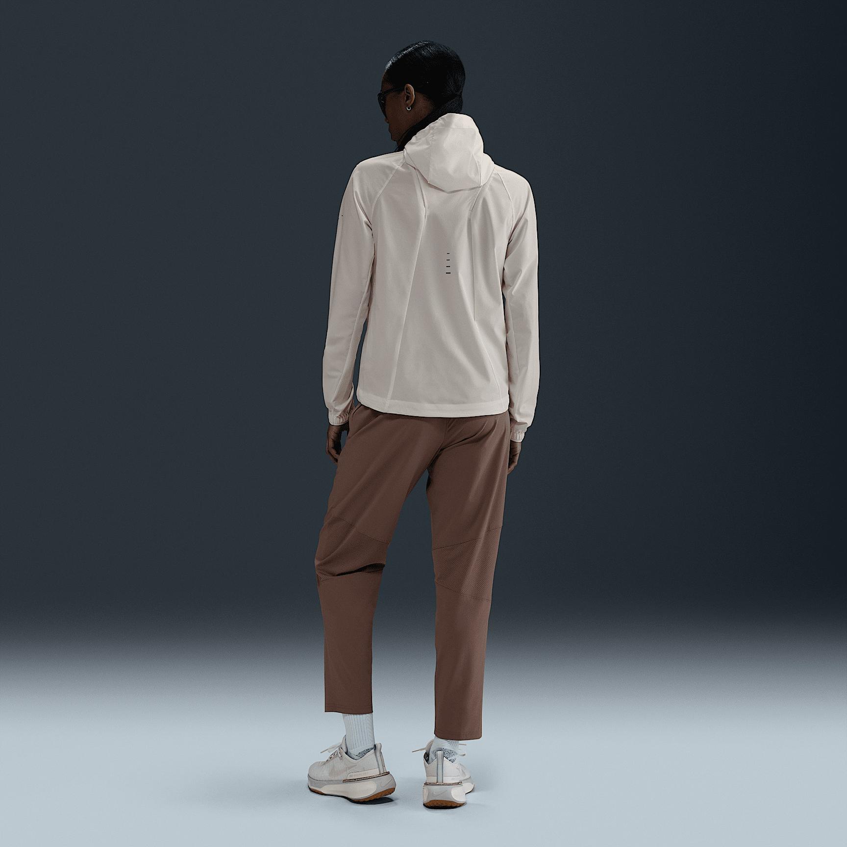 Nike Womens Swift Repel Packable Running Jacket | HQ0650-010 Product Image