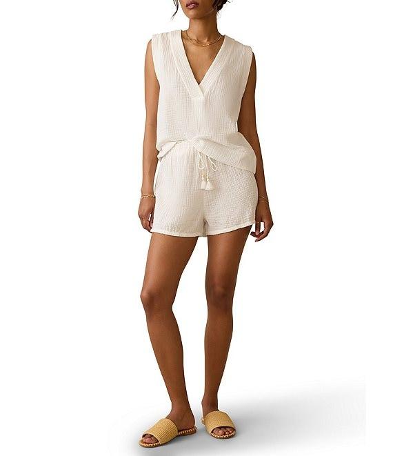 Faherty Organic Cotton Gauze Knit V-Neck Sleeveless Popover Tank Product Image
