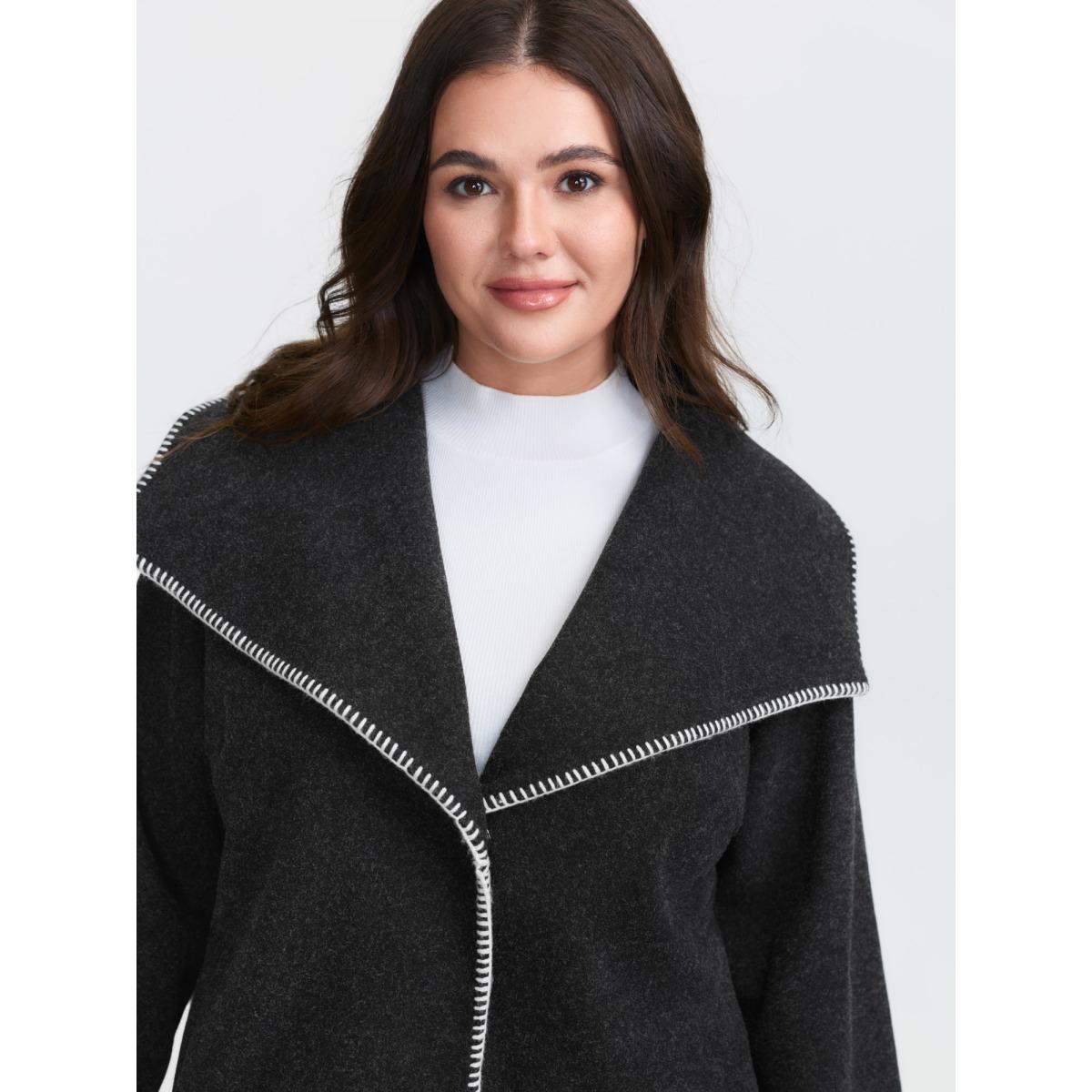 Plus Size Wide Lapel Color Contrast Cropped Jacket Women Black Texture Slanted pocket Casual Jackets BloomChic 18-20/2X Product Image