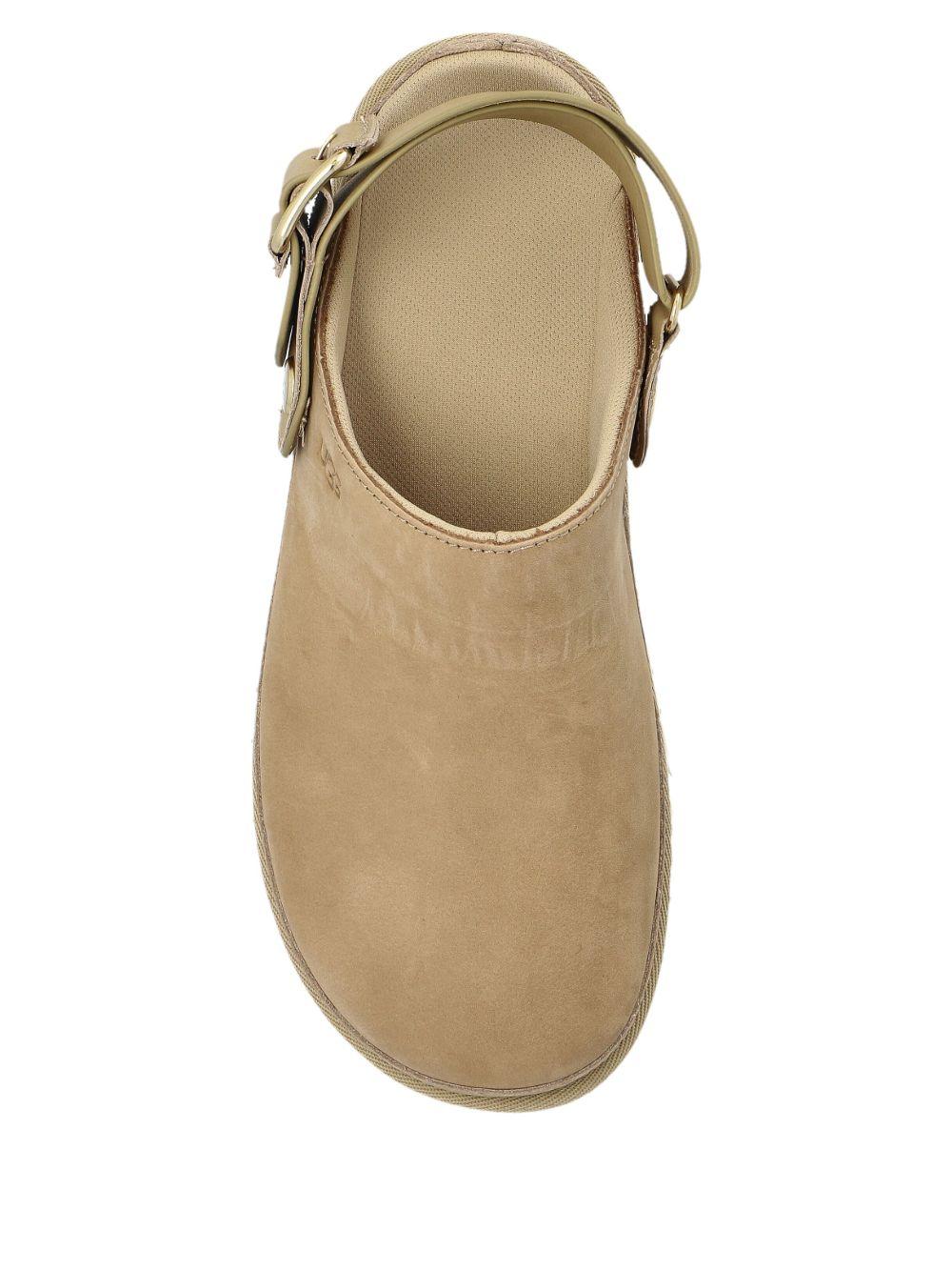 Goldenstar slippers Product Image