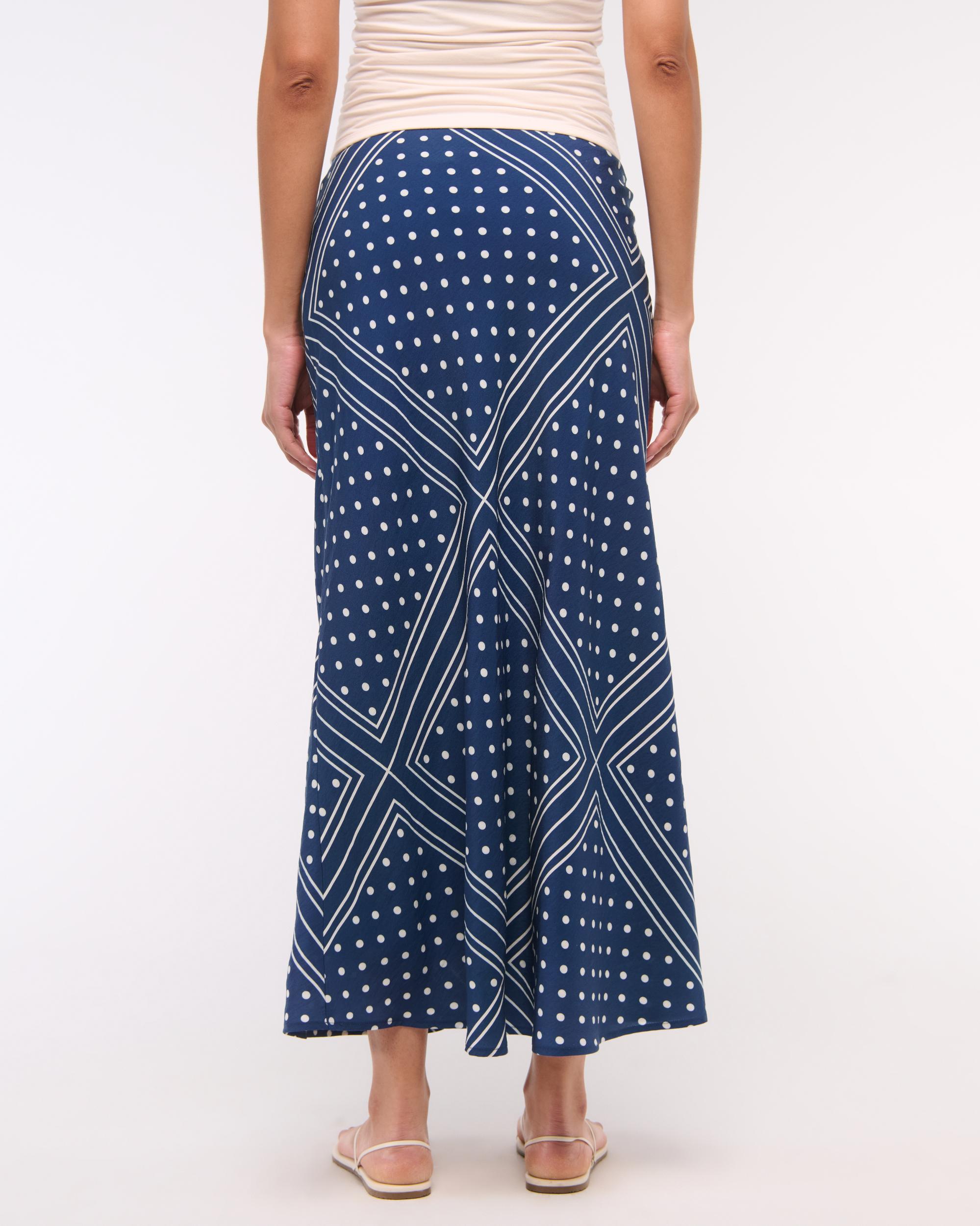 Mid Rise Maxi Skirt Product Image