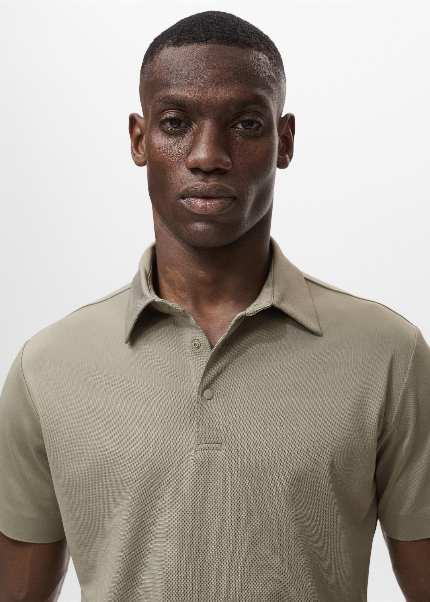 COOLMAX® slim-fit polo shirt - Men | MANGO USA Product Image