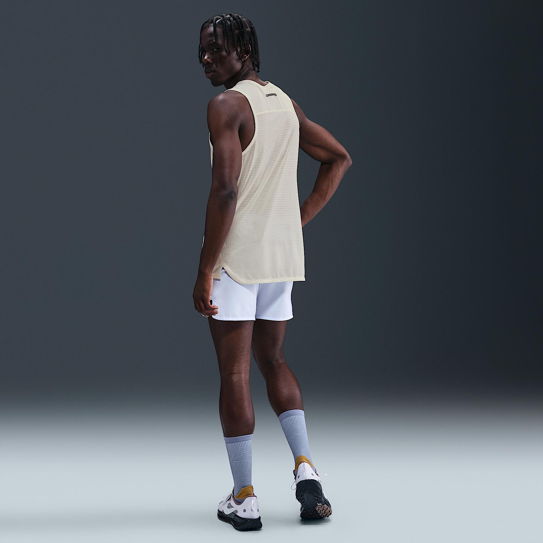 Nike Mens Solar Chase Dri-FIT ADV Running Tank Top | HJ4168-133 Product Image