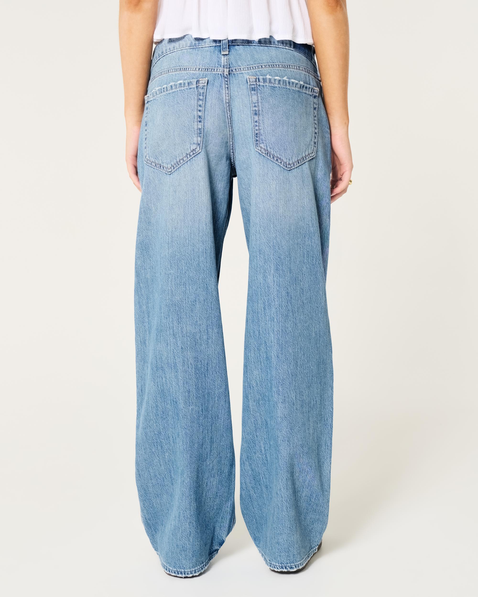 Low-Rise Lightweight Medium Wash Baggy Jeans Product Image