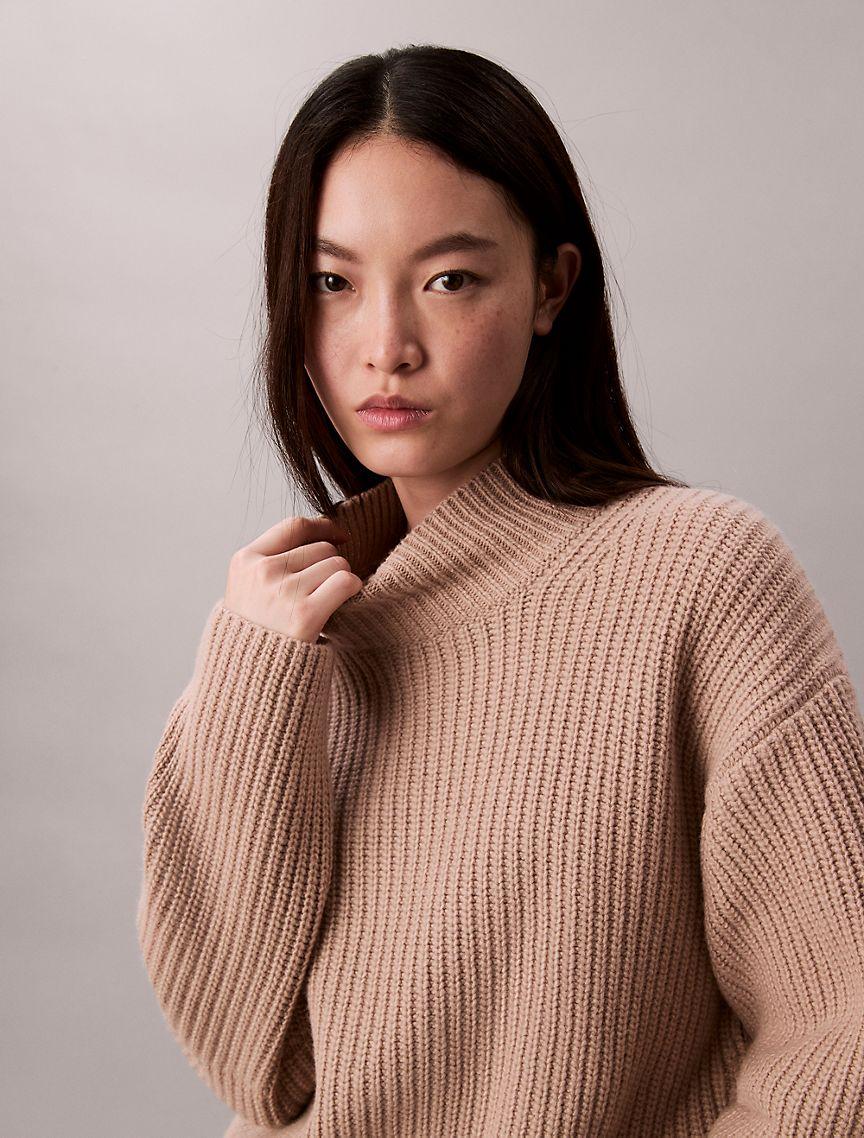 Rib Chunky Relaxed Turtleneck Sweater Product Image