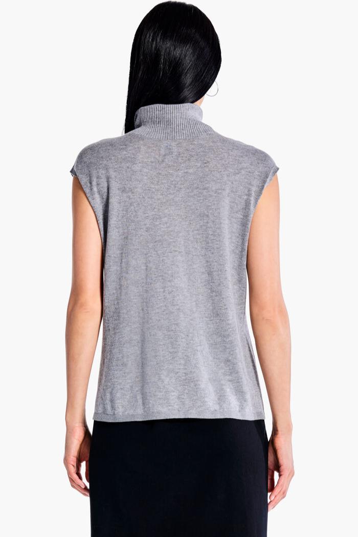SLEEVELESS TURTLENECK SWEATER TEE Product Image