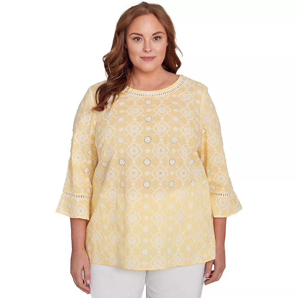 Plus Size Alfred Dunner Embroidered Floral Eyelet Bell Sleeve Top, Women's, Size: 2XL, Yellow Product Image