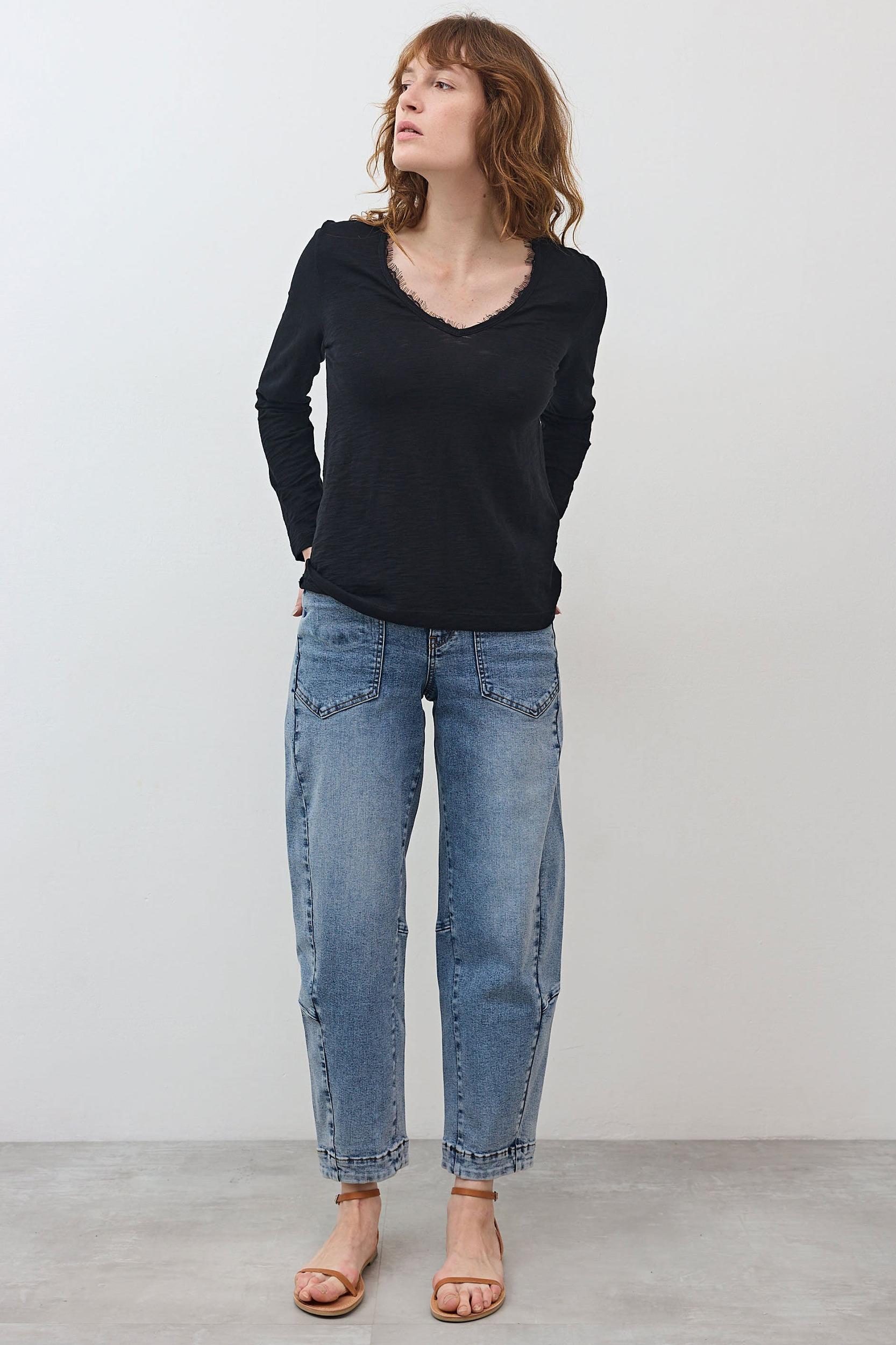 The Petite Slouchy Jeans 2.0 Product Image
