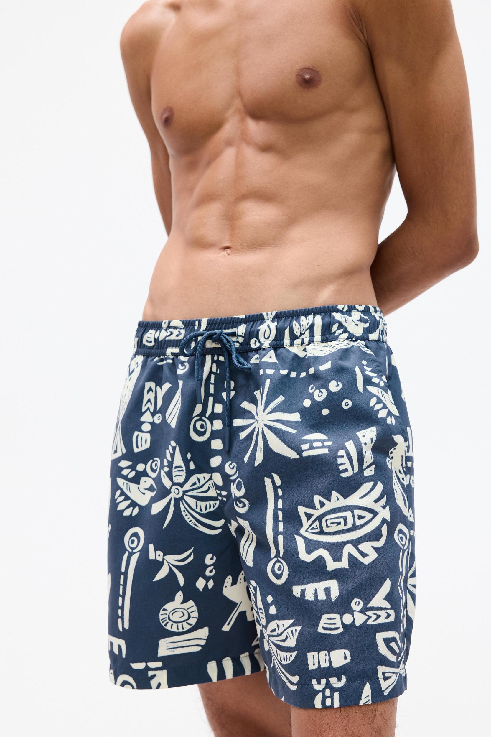 Animal print board shorts Product Image