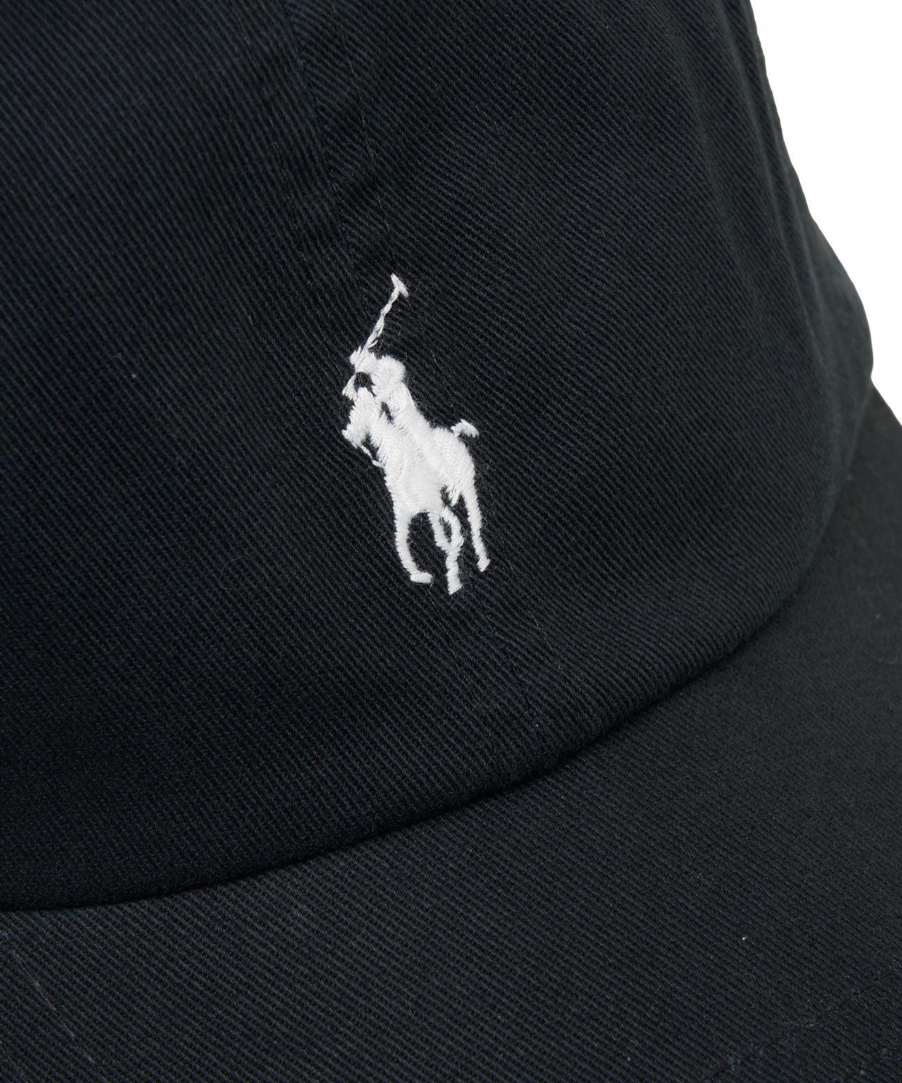 Baseball cap with logo embroidery Product Image