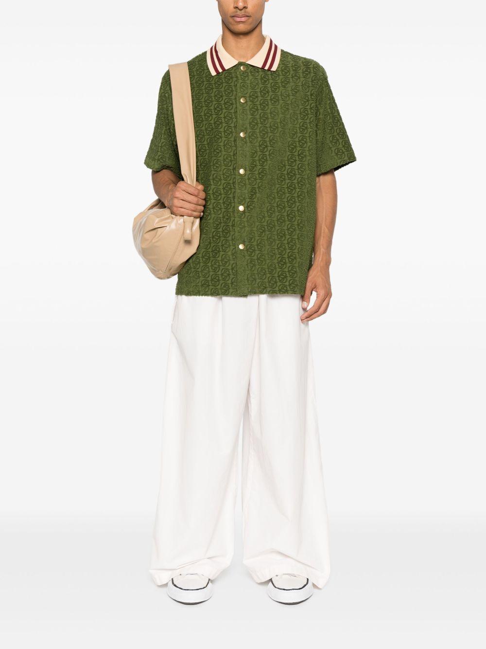 contrasting-collar shirt  Product Image