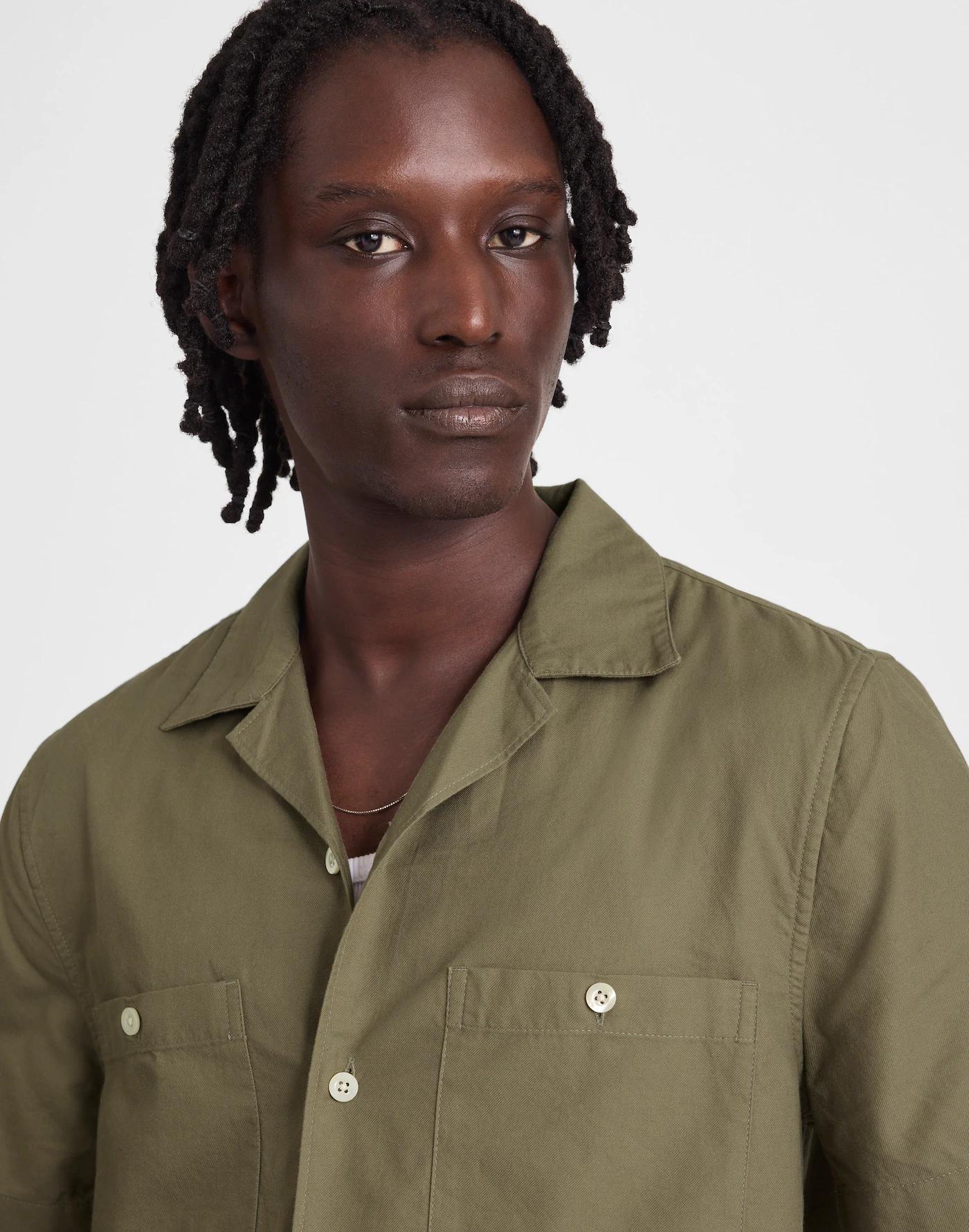 Camp Collar Short-Sleeve Shirt in Everyday Twill Product Image