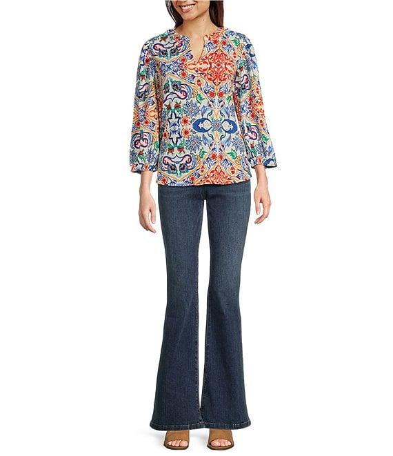 Calessa Petite Size Textured Crinkle Knit Florentine Mosaic Print Banded Split V-Neck 3/4 Balloon Sleeve Tunic Product Image