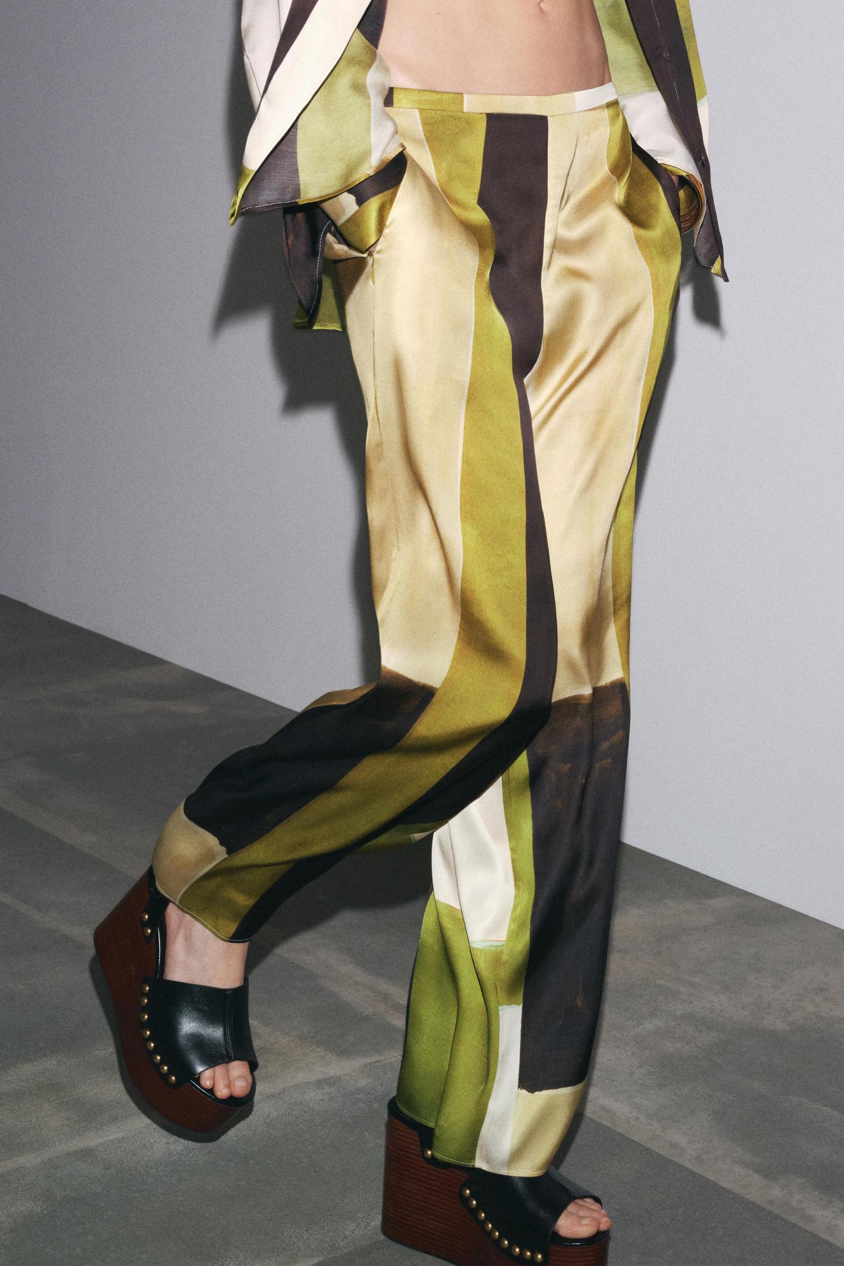 PRINTED SATIN EFFECT SHIRT Product Image