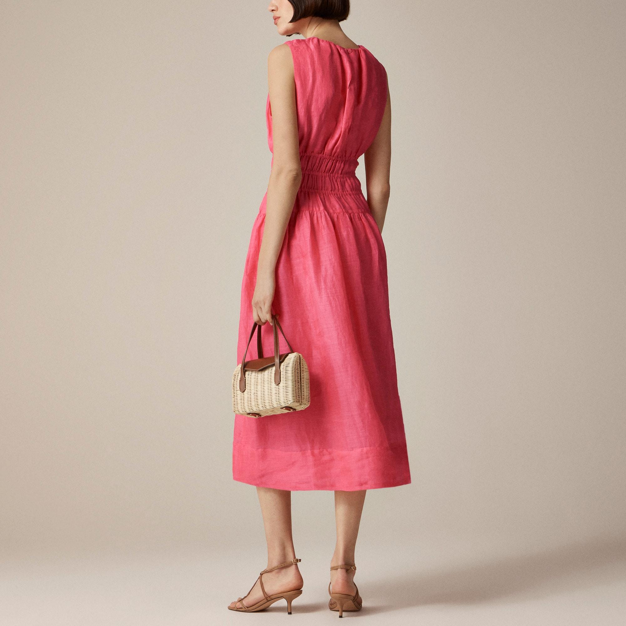 Hyacinth V-neck dress in ramie Product Image