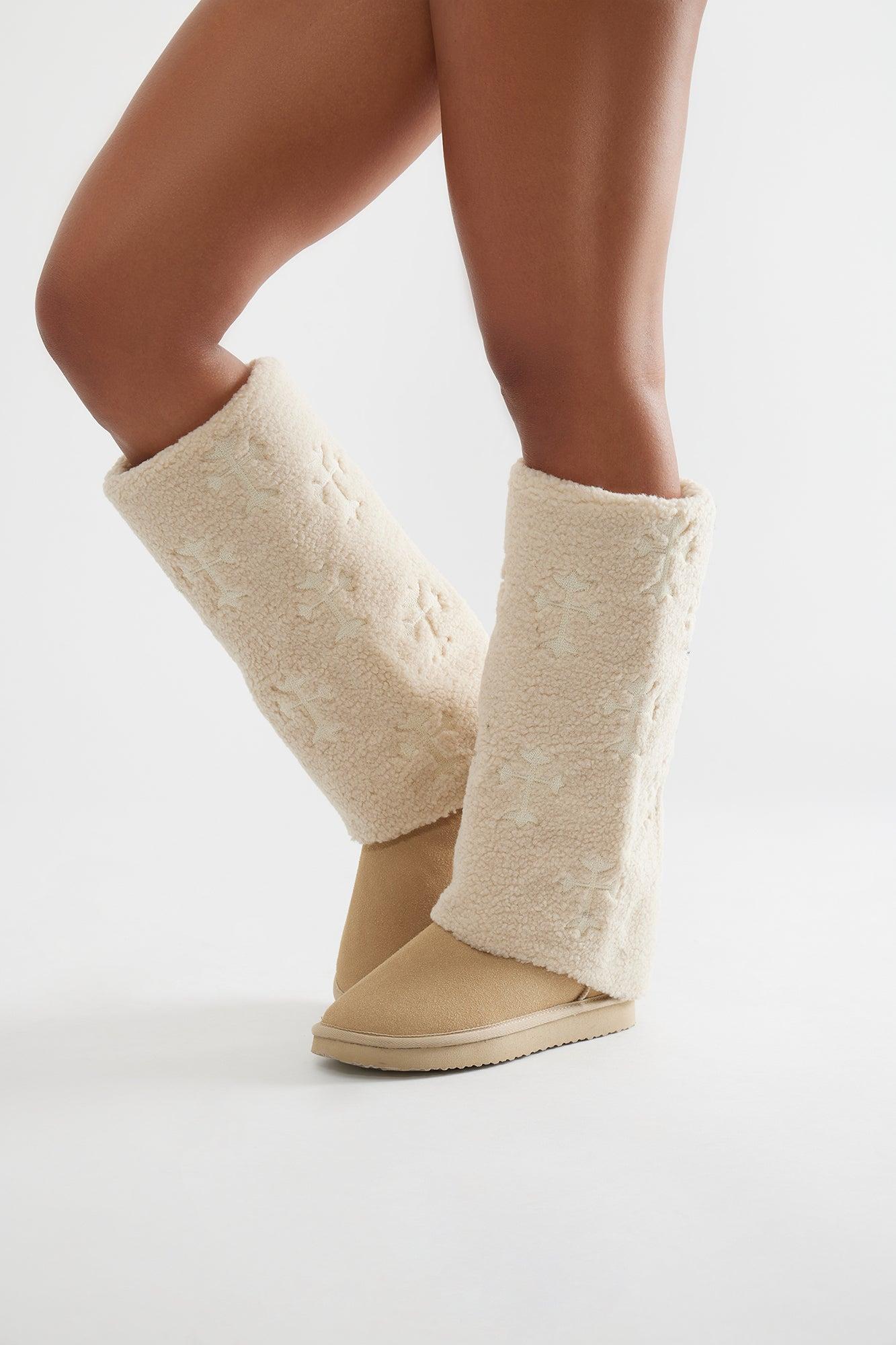 Thorne Sherpa Boots - Beige Female Product Image