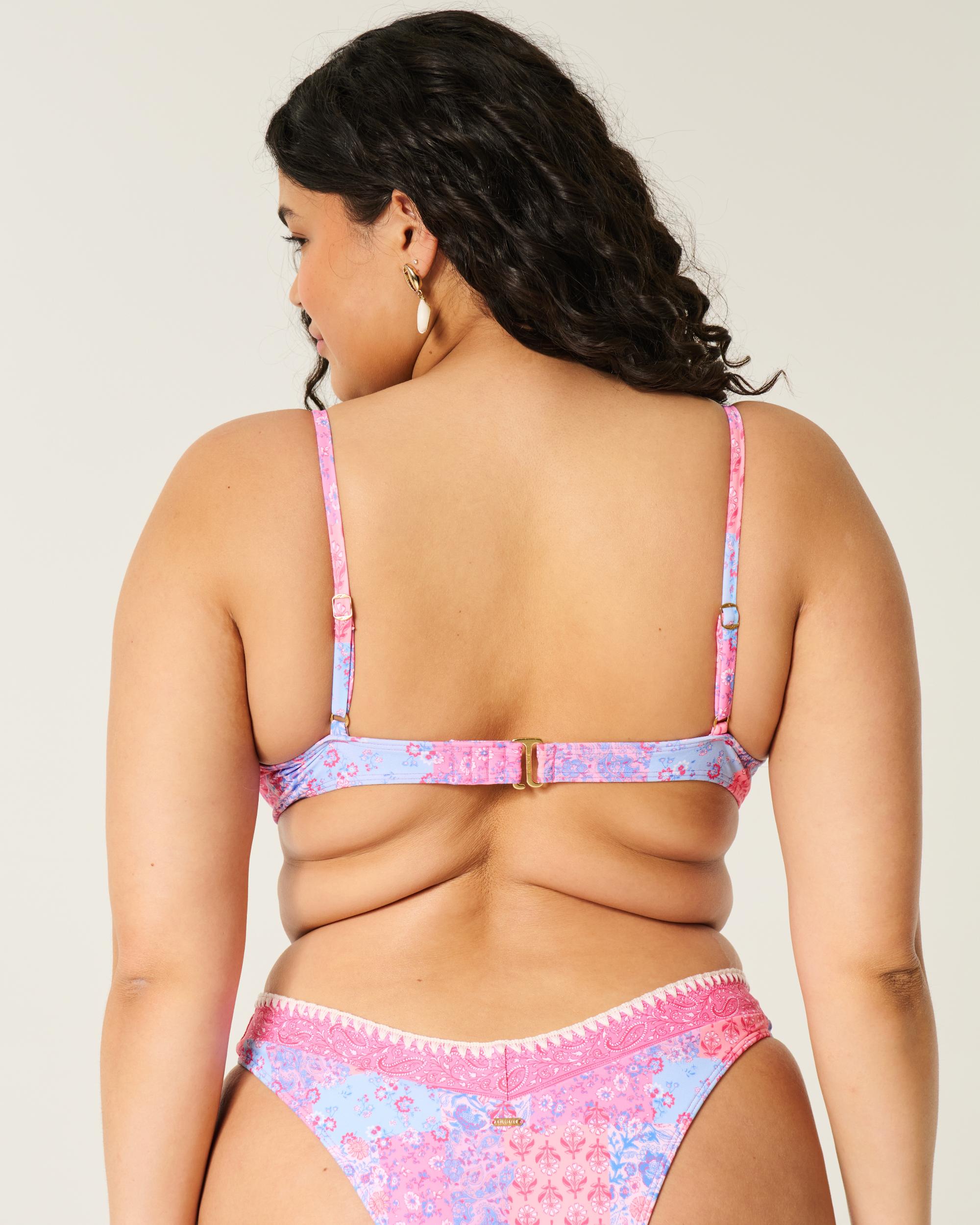 Ribbed Plunge Underwire Bikini Top Product Image