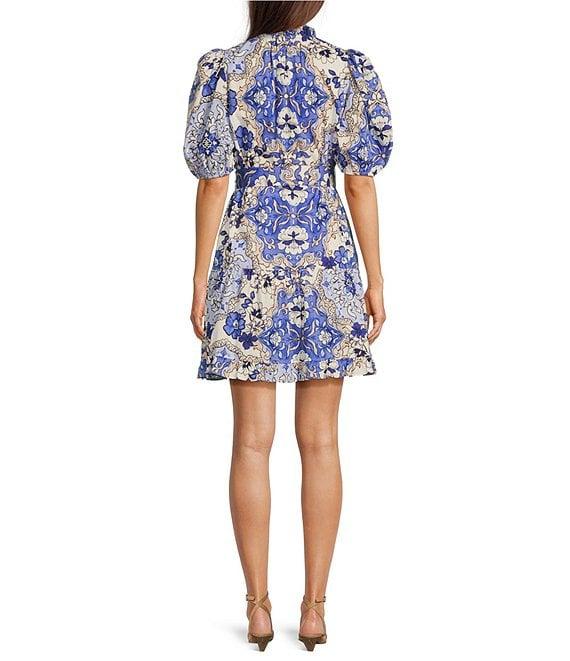 Vince Camuto Floral Print V-Neck Short Sleeve Tie Waist Dress Product Image