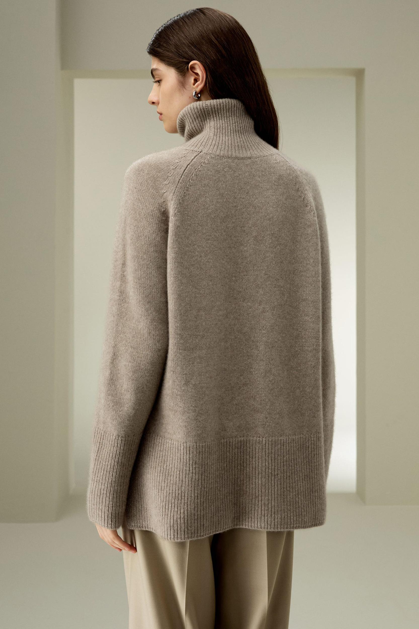 Lightweight Turtleneck Cashmere Sweater Product Image