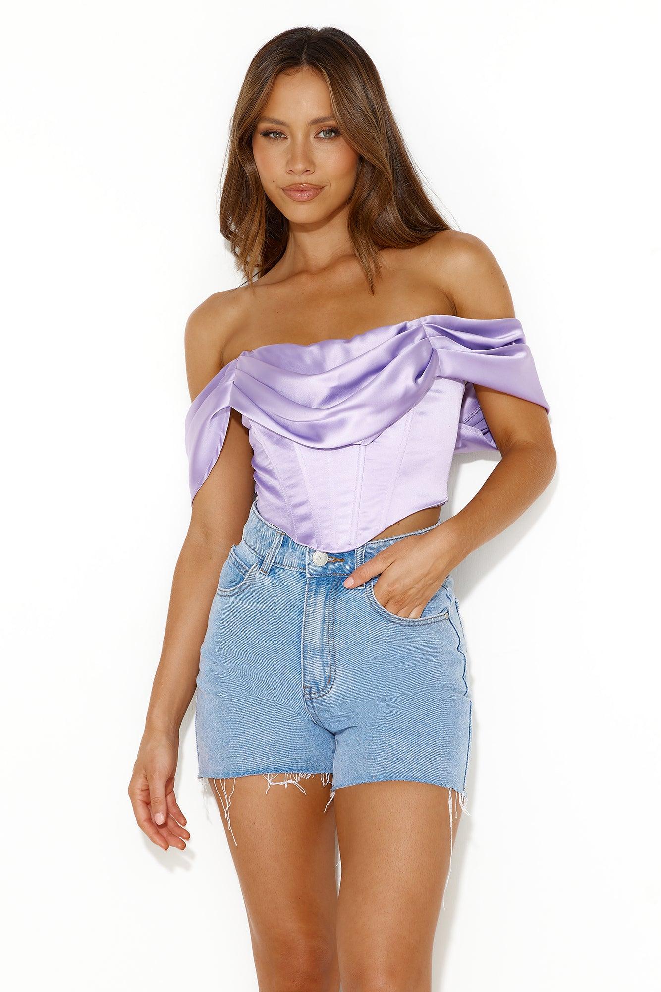 Queen Business Crop Top Lilac Product Image