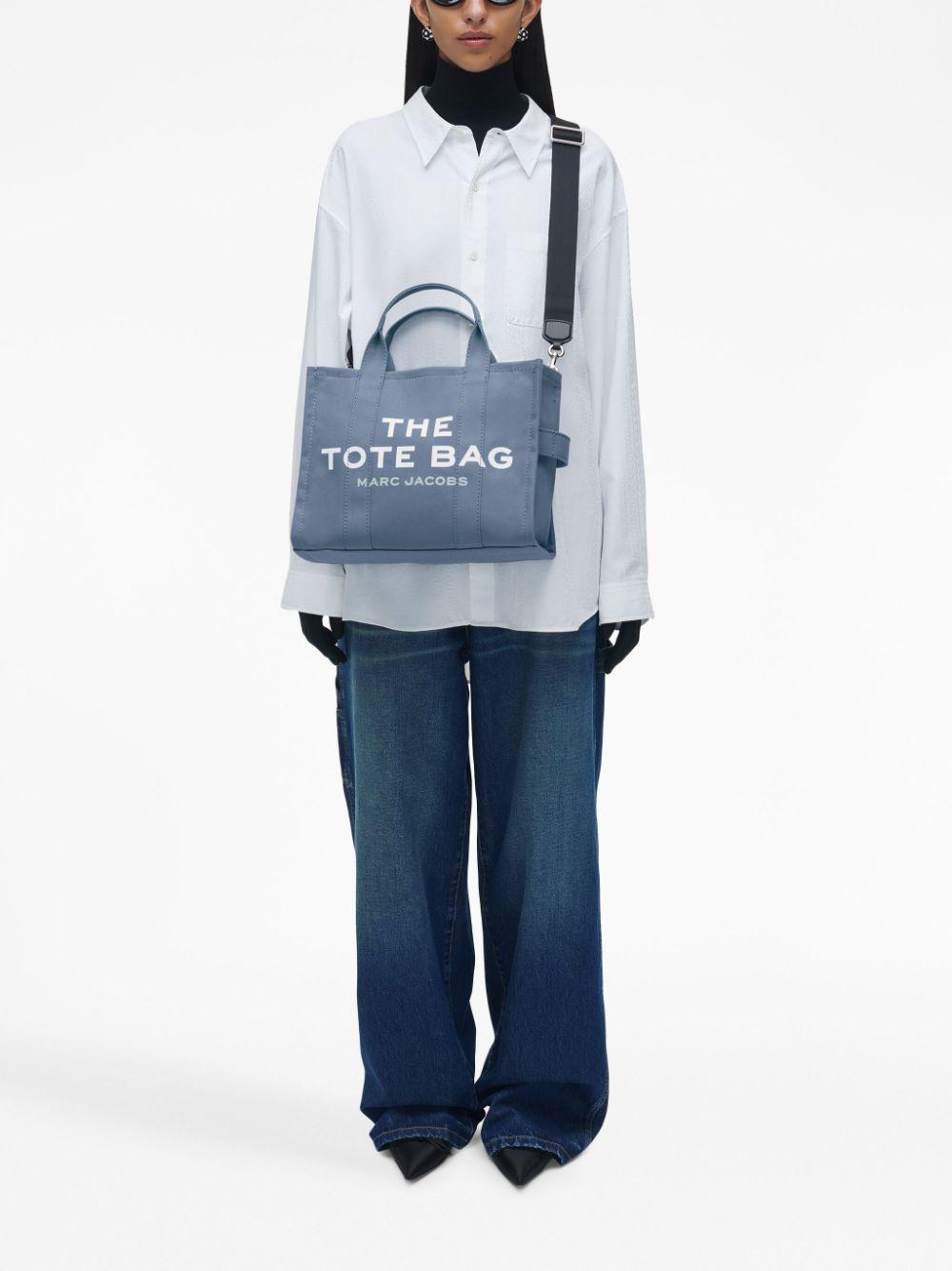 The Canvas Medium Tote bag Product Image