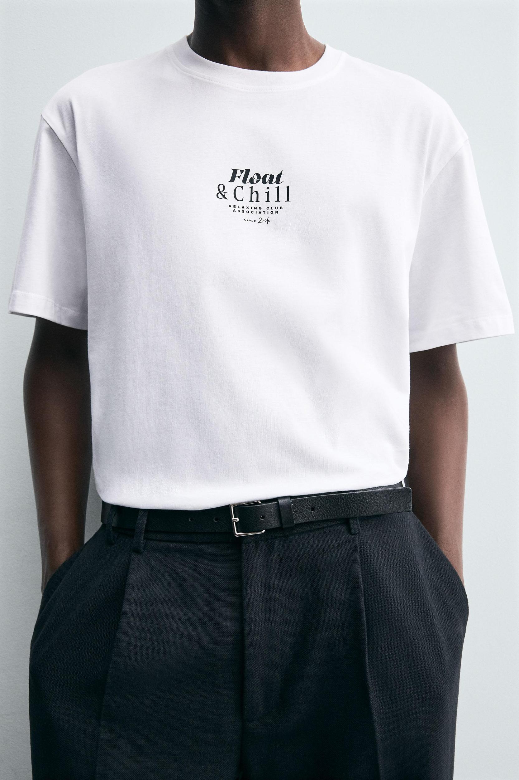 CONTRAST PRINT T-SHIRT Product Image