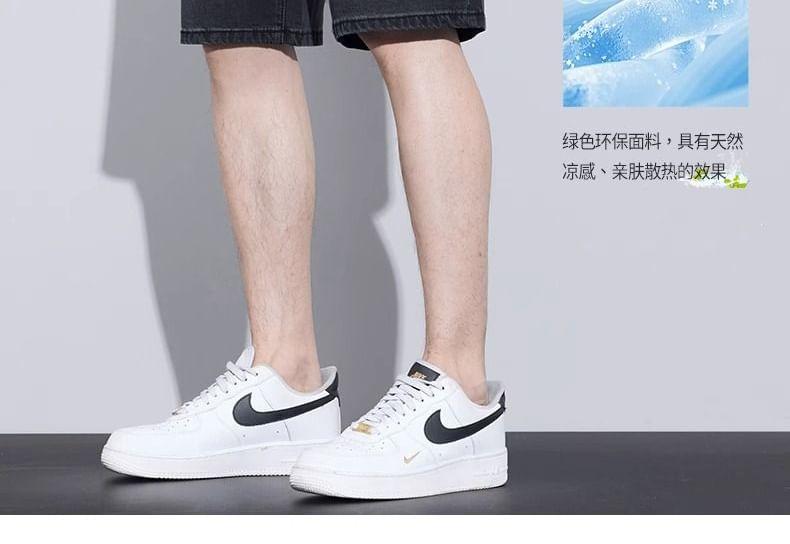 Mid Rise Washed Denim Shorts Product Image