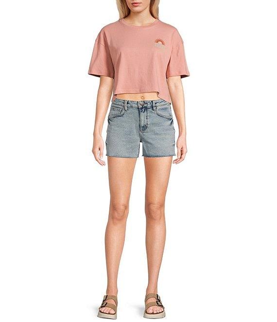 Hurley Leisure Short Sleeve Boxy Cropped Graphic T-Shirt Product Image