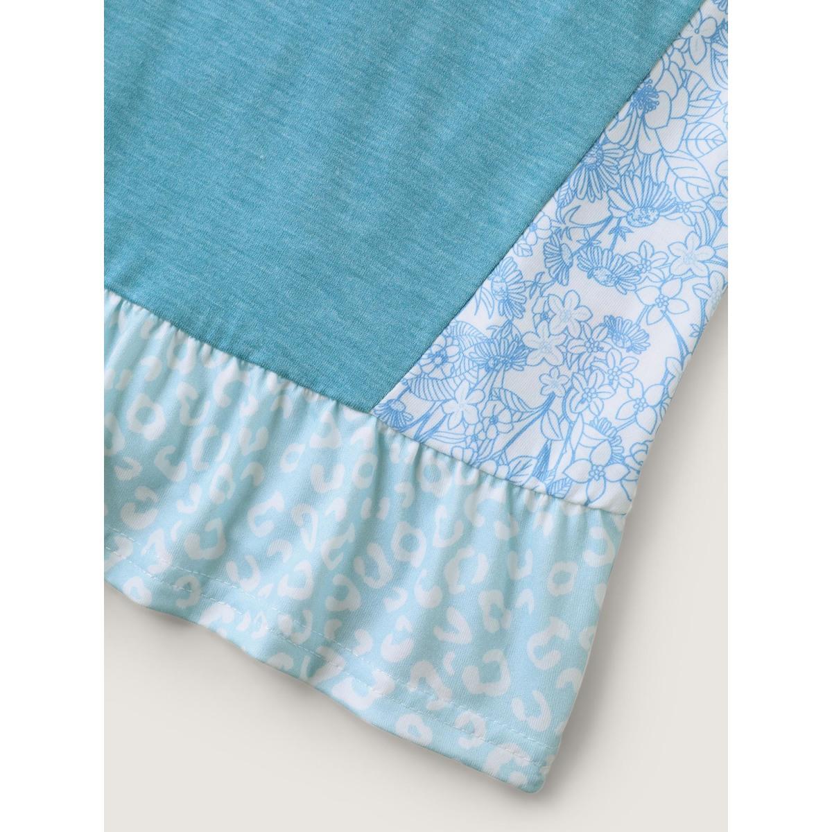 Plus Size Leopard Print Color Contrast T-Shirt Cerulean Women Contrast Round Neck Everyday-Casual T-shirts BloomChic 10/M Product Image